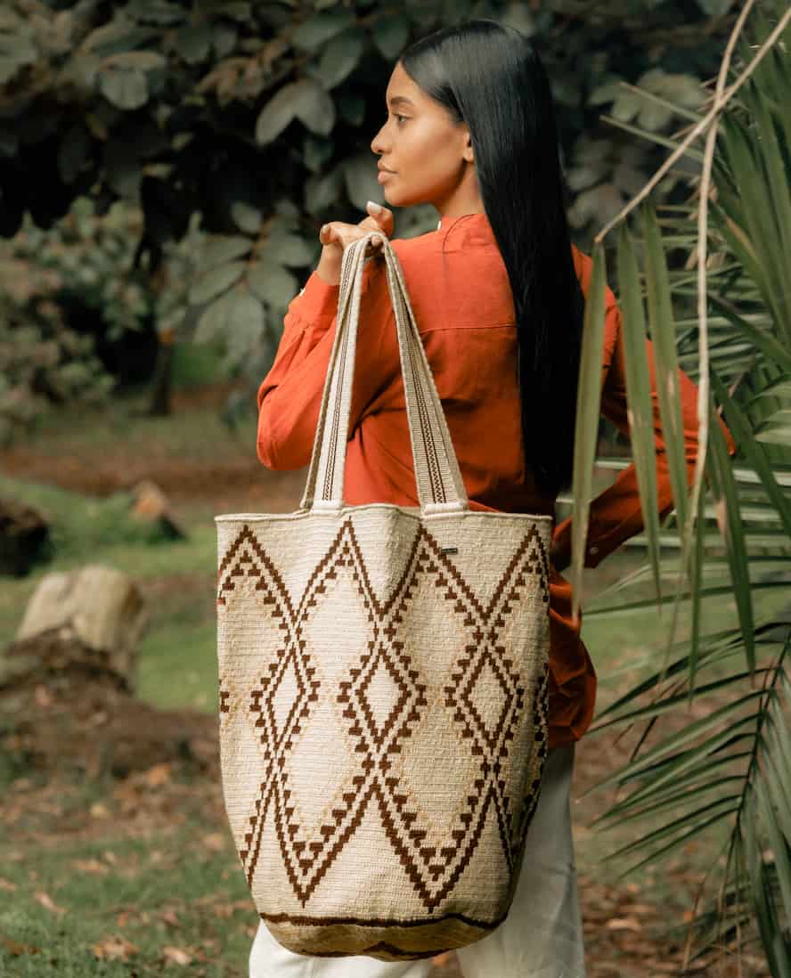Maxi Bolso Wayuu Arena/Marrón - miniatura 4