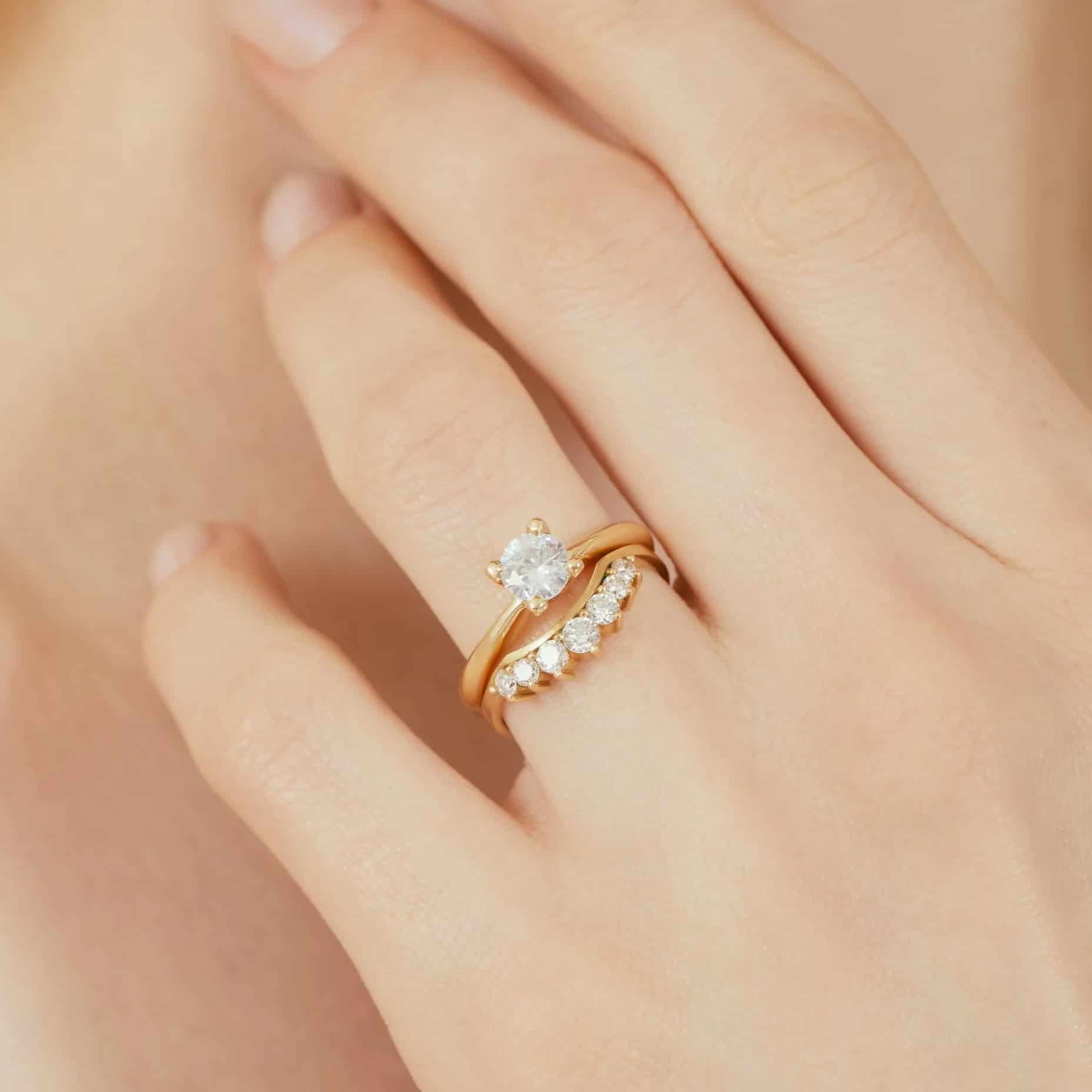 Anillo Cuatro uñas engagement ring - miniatura 6