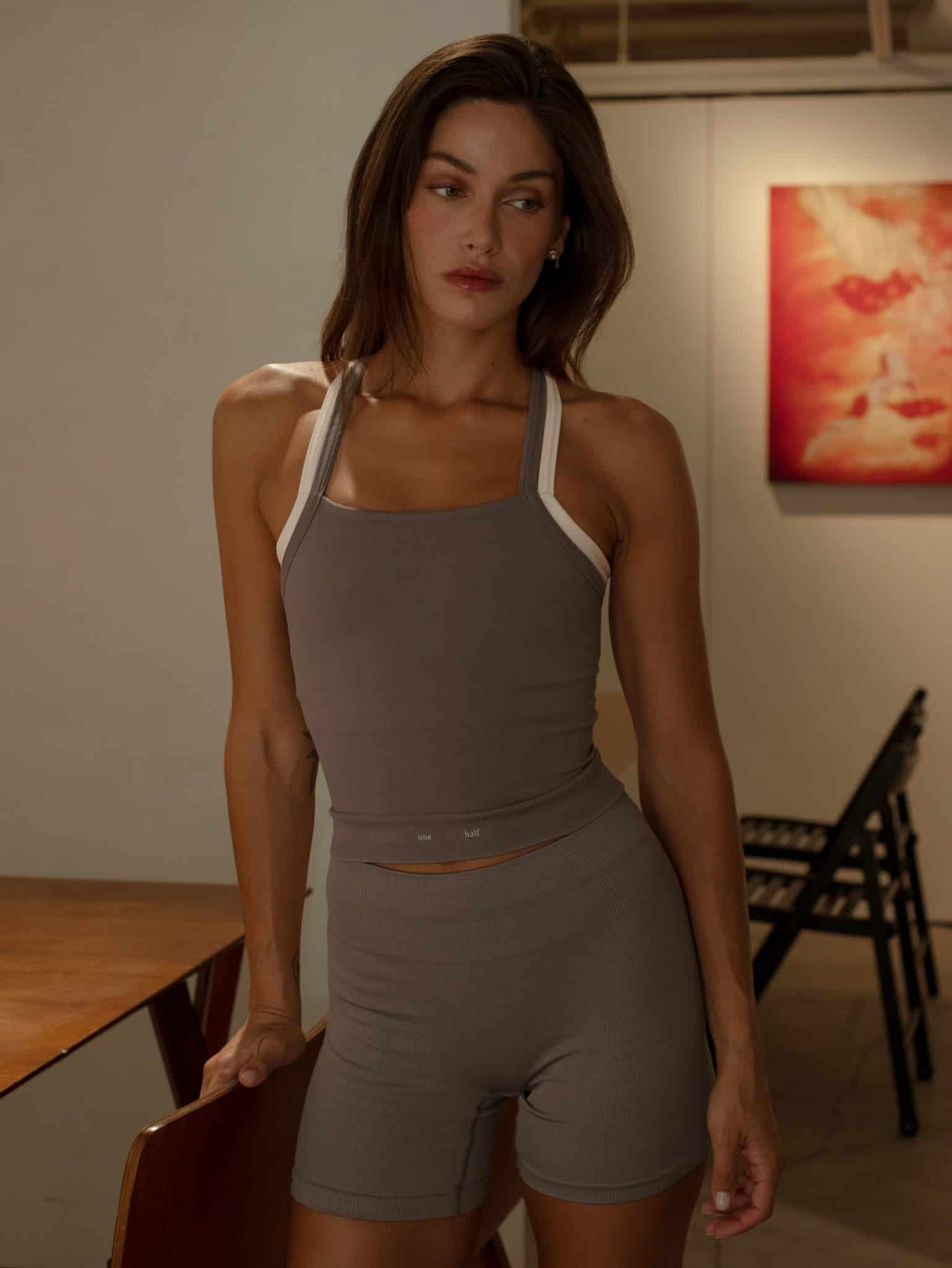 BOX SEAMLESS TANK TOP - TAUPE - miniatura 1