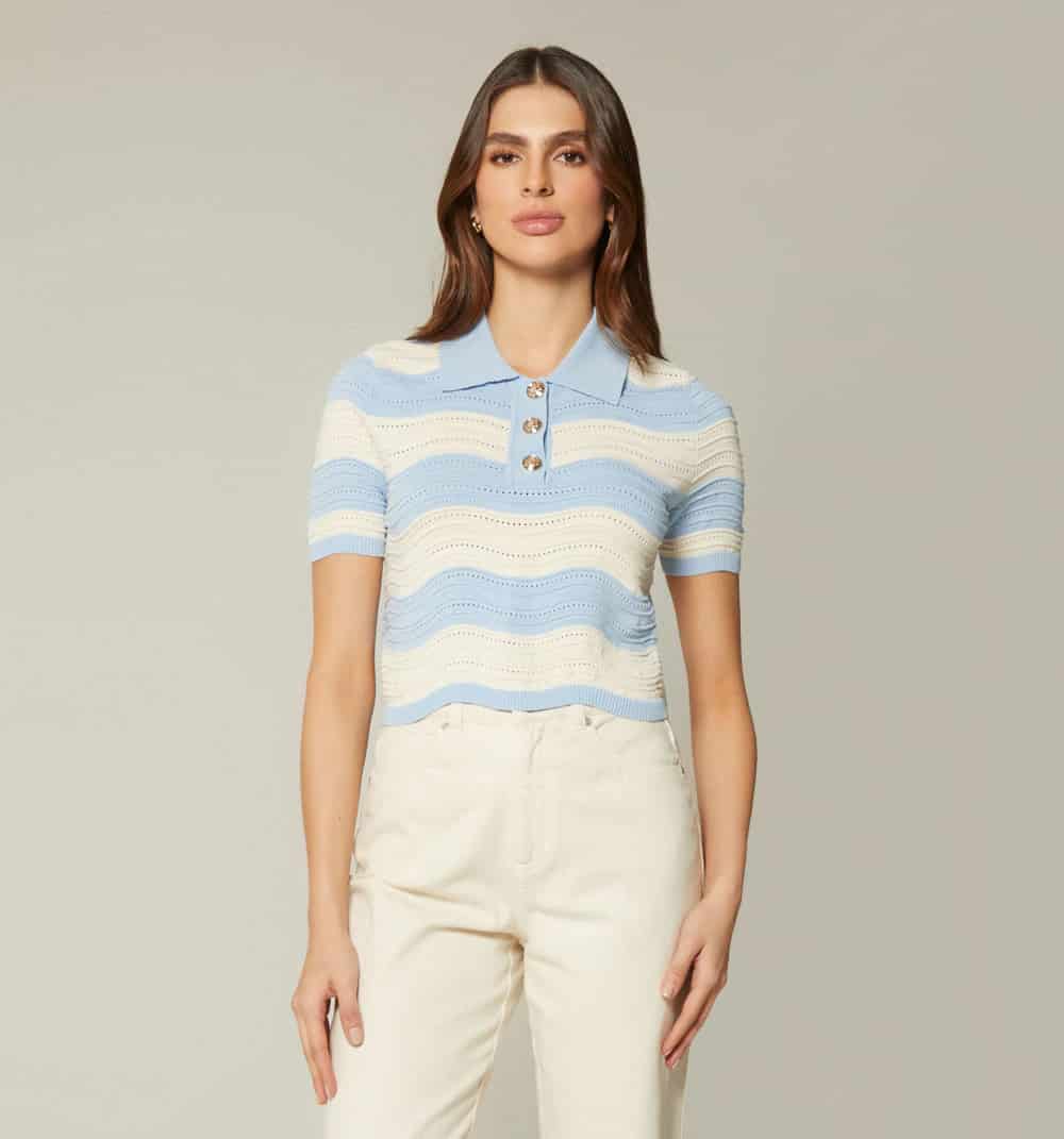 Blusa boxi tipo polo - miniatura 2