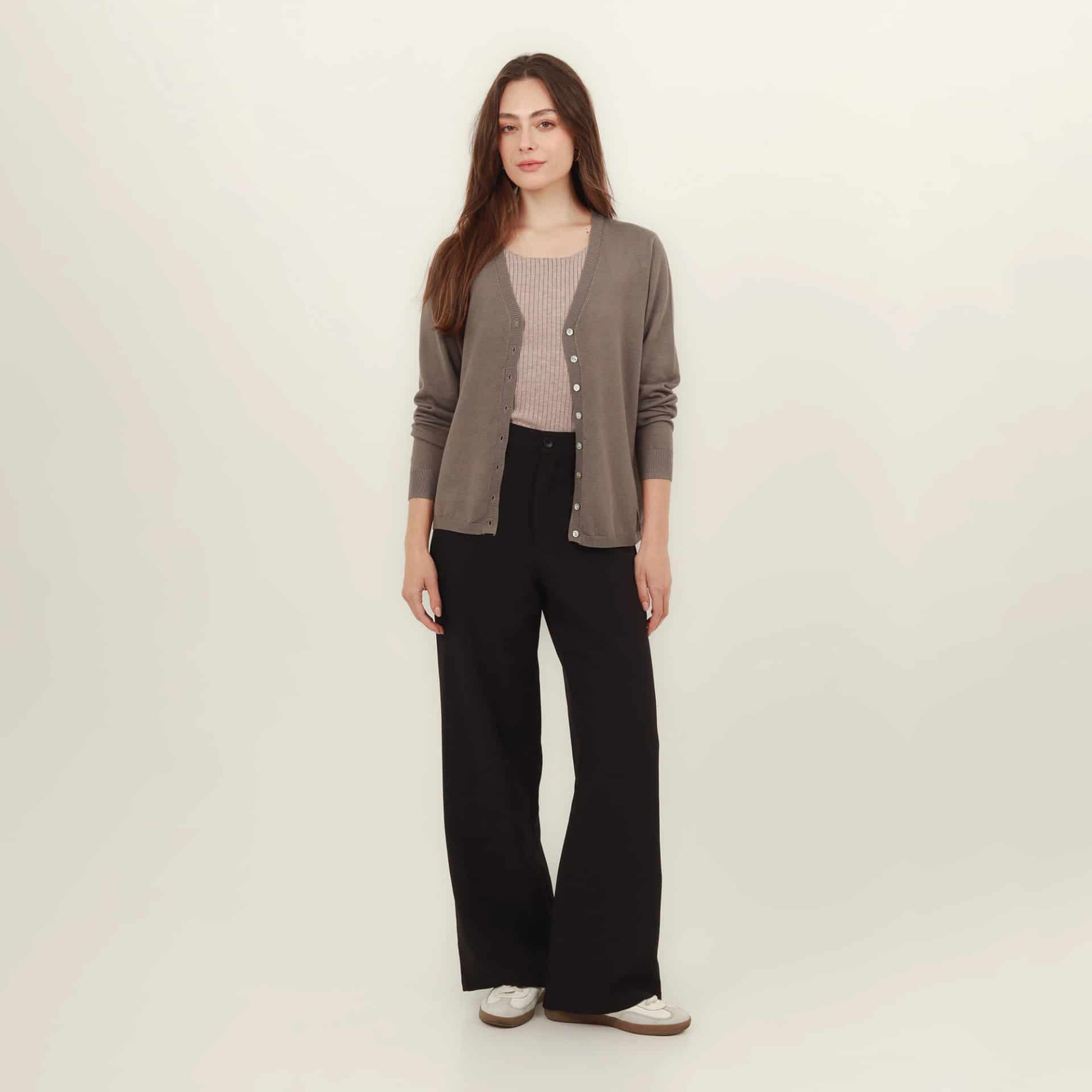Blusa top cuello redondo con tirantes finos - miniatura 7