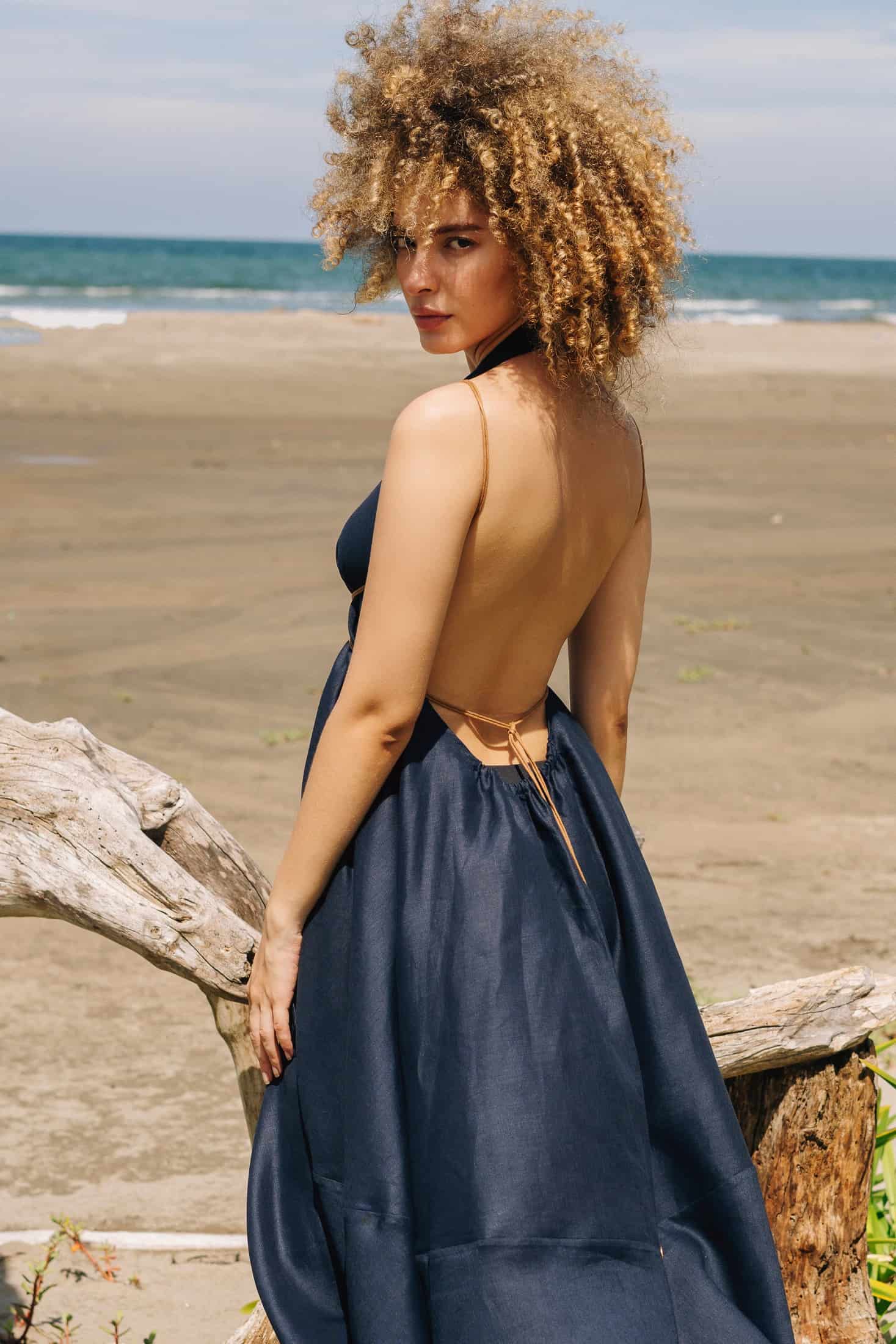 Kilimanjaro de Indias Halter Dress - miniatura 6