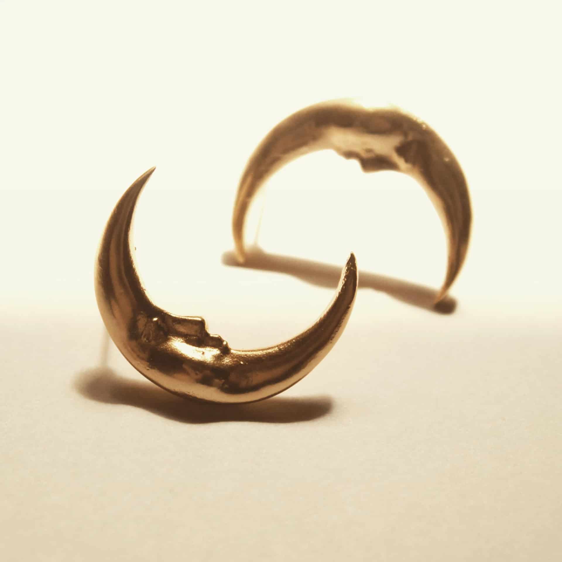 Aretes de media luna grande - miniatura 4