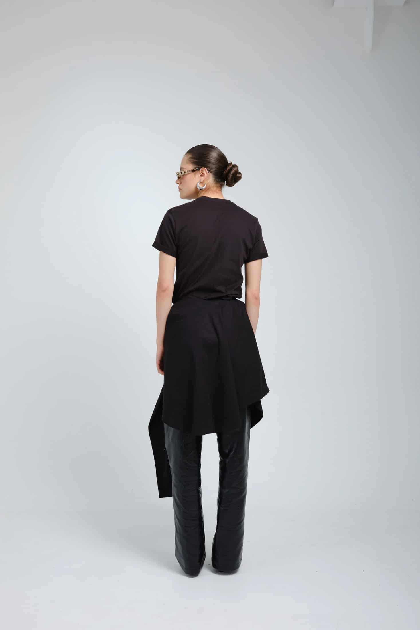 CAMISETA RADIA NEGRA - miniatura 2