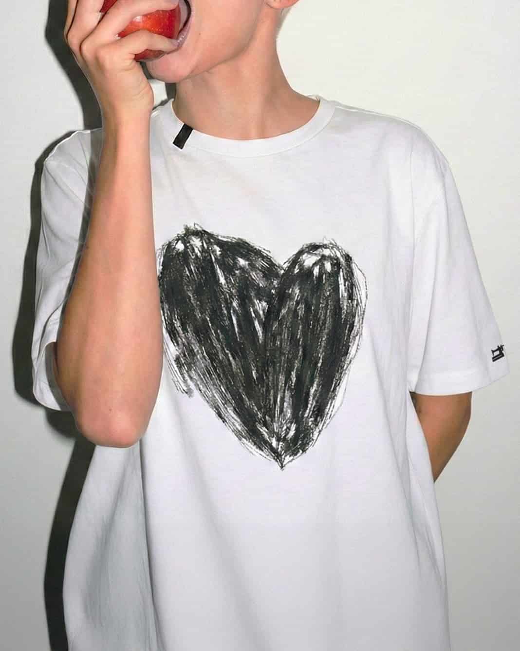 CAMISETA CORAZON - miniatura 1
