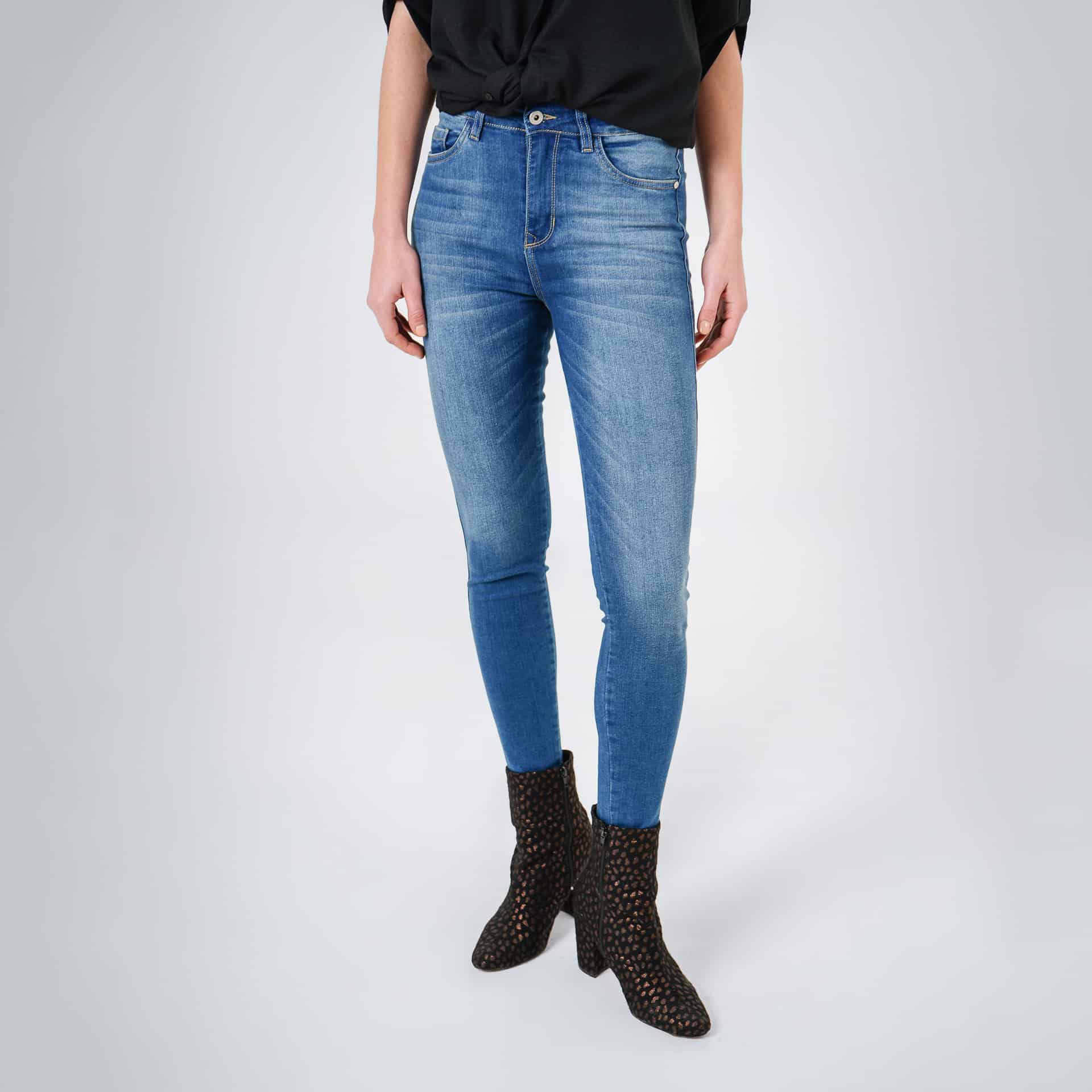 Jean diva bota skinny tiro medio - miniatura 5