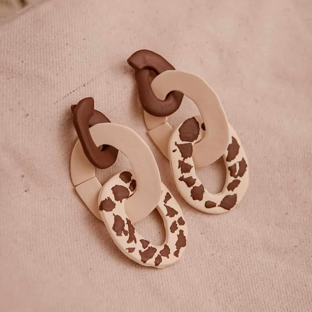 Aretes Lau Pantoja Cow Print - miniatura 3