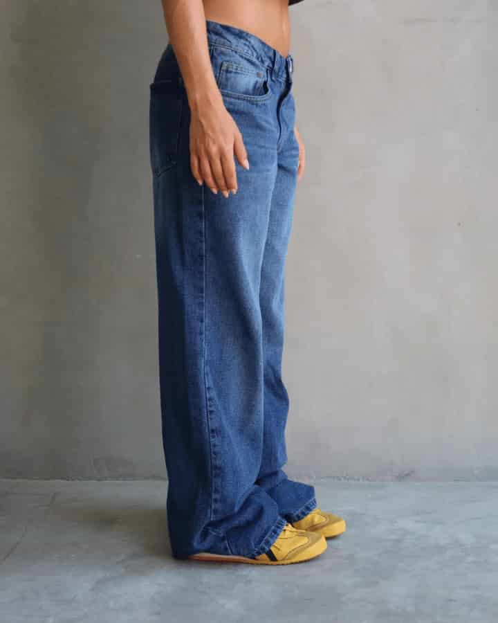 JEAN LOW WIDE FIT TIRO BAJO ANCHO AZUL OSCURO - miniatura 2