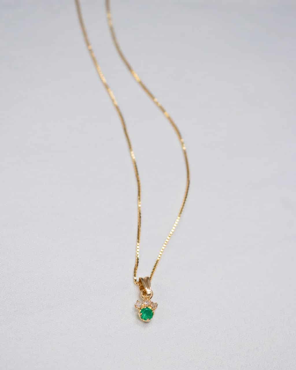 Cadena con dije Esmeralda y Diamante Oro 18k - miniatura 2