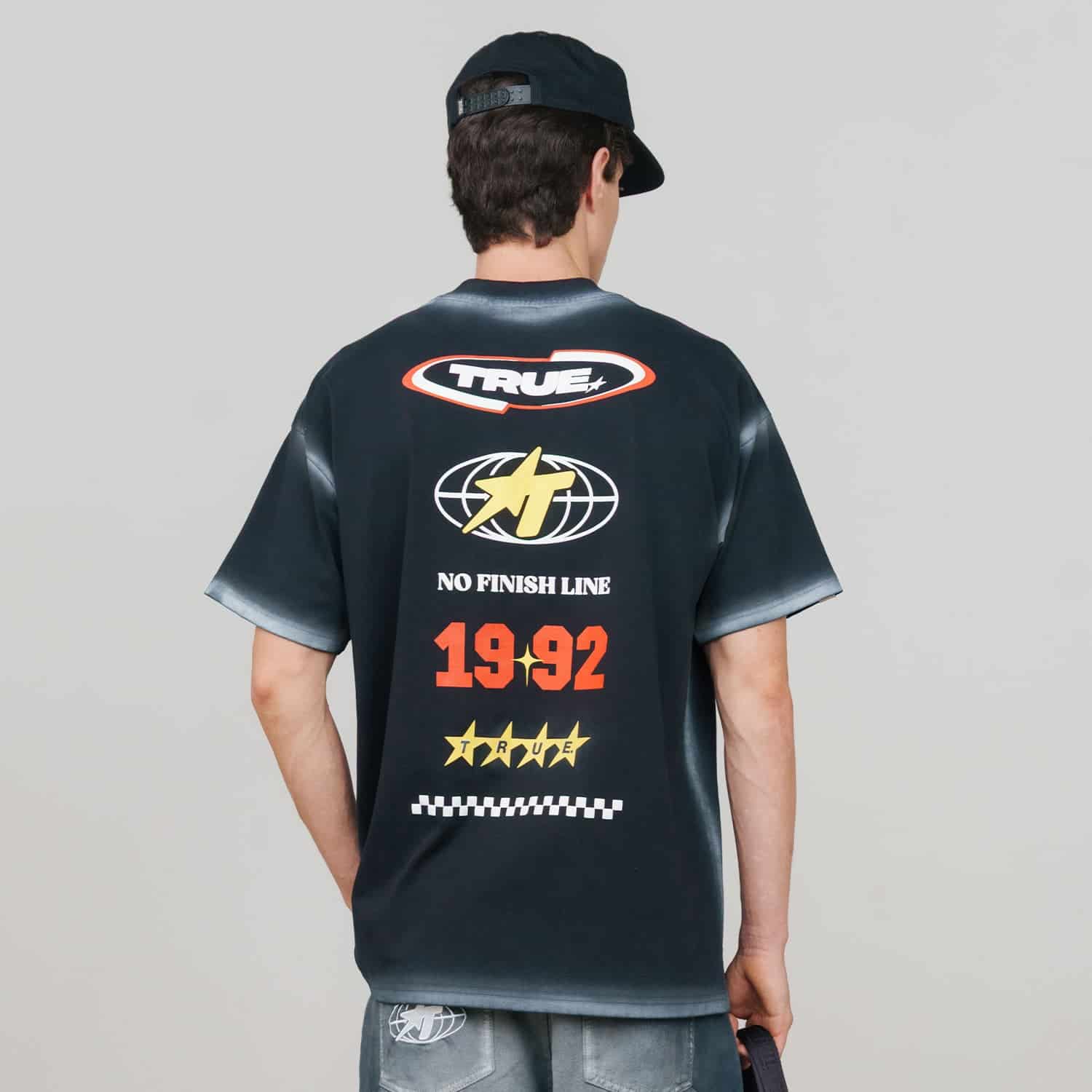 No Finish Line Oversized T-Shirt - Black - miniatura 2