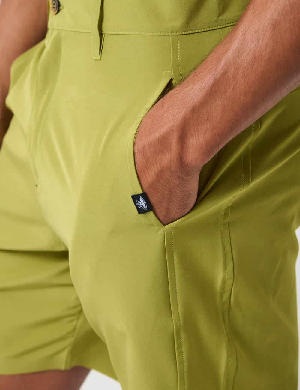 Recess Short 18" Verde pistacho para Hombre - miniatura 3