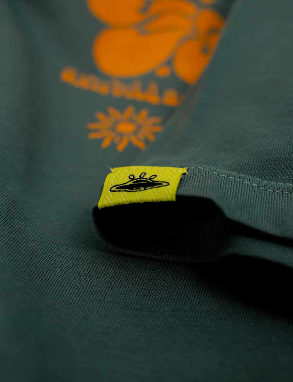 Camiseta Regular Fit Littler Wing verde pino Unisex - miniatura 9