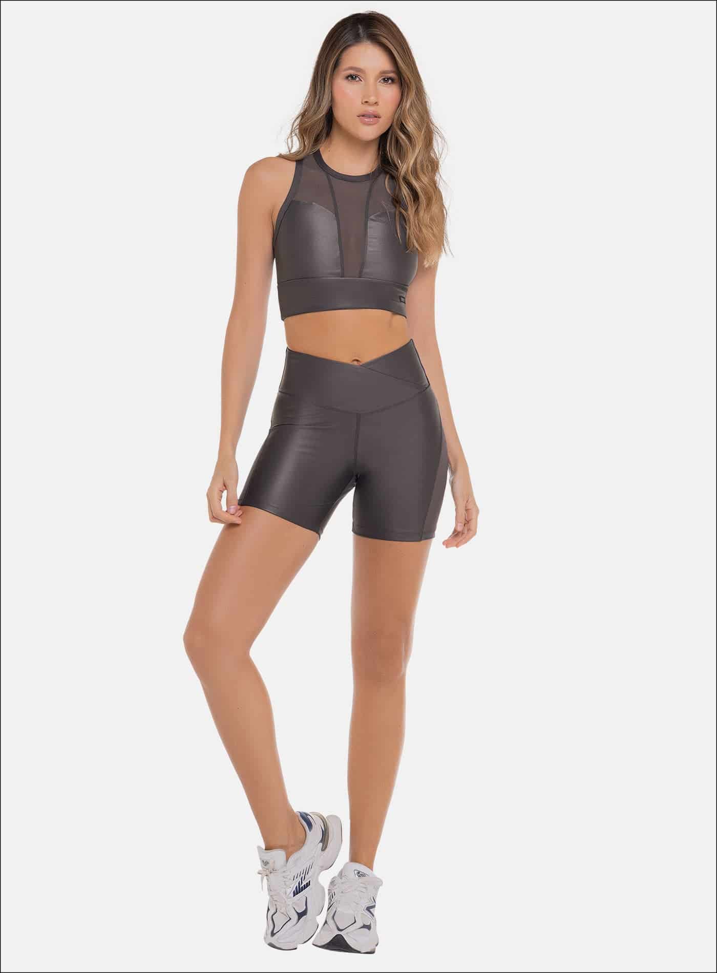 SHORT DEPORTIVO TELA APARIENCIA CUERO - PRECIO ESPECIAL - miniatura 1