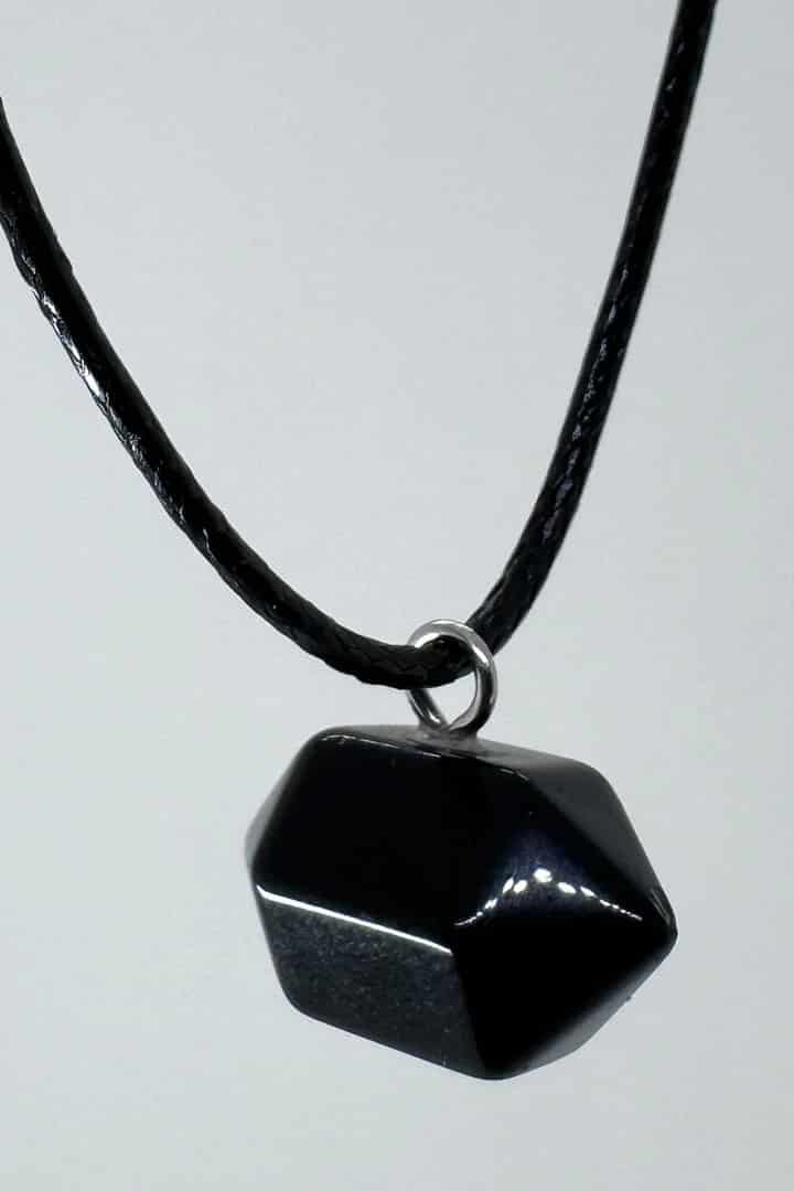 Collar cuerda ónix hexágono - miniatura 1