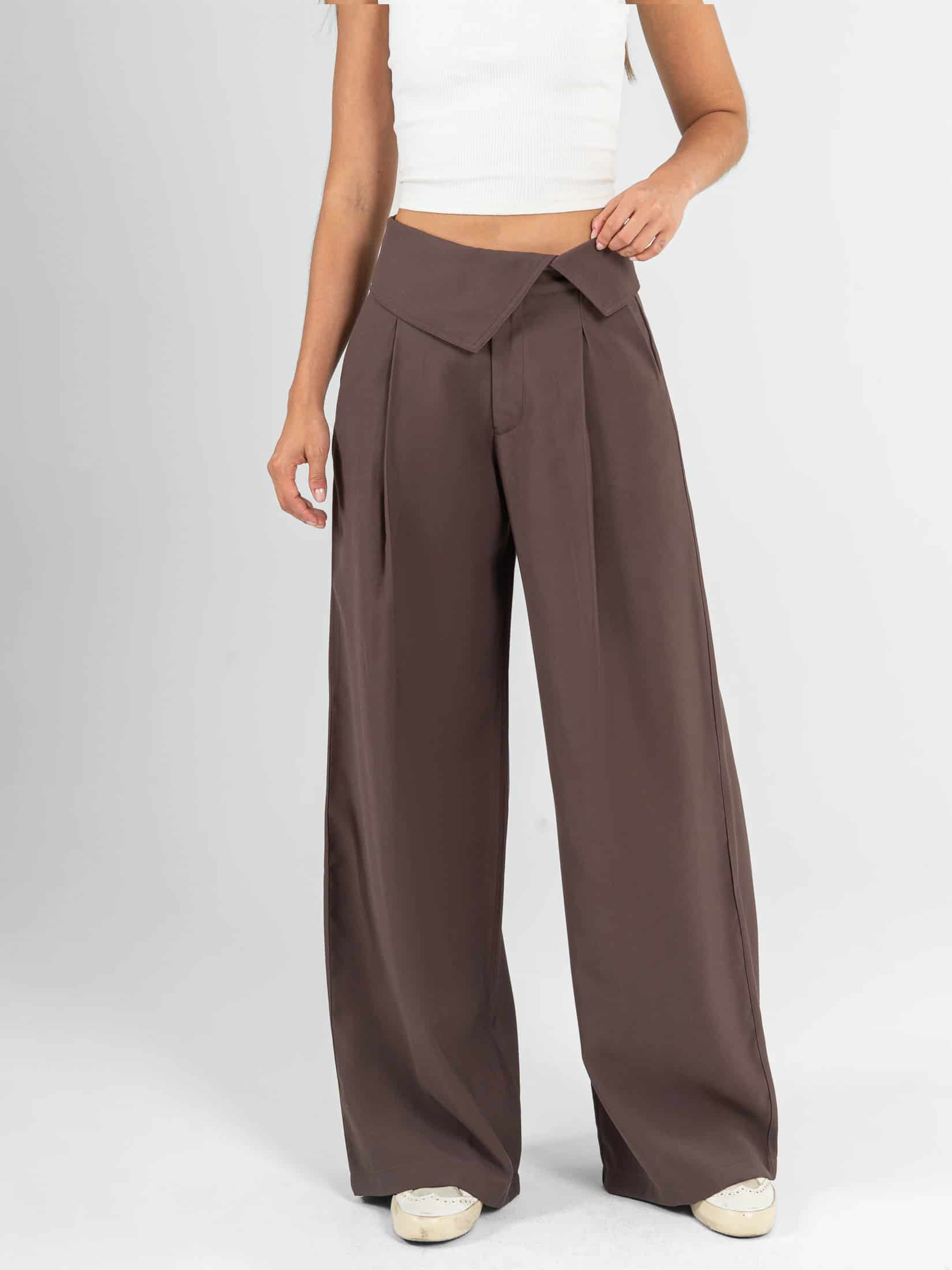 Ref: 0620558 Pantalón mom flare, prenses, detalle pretina, tono café - miniatura 1