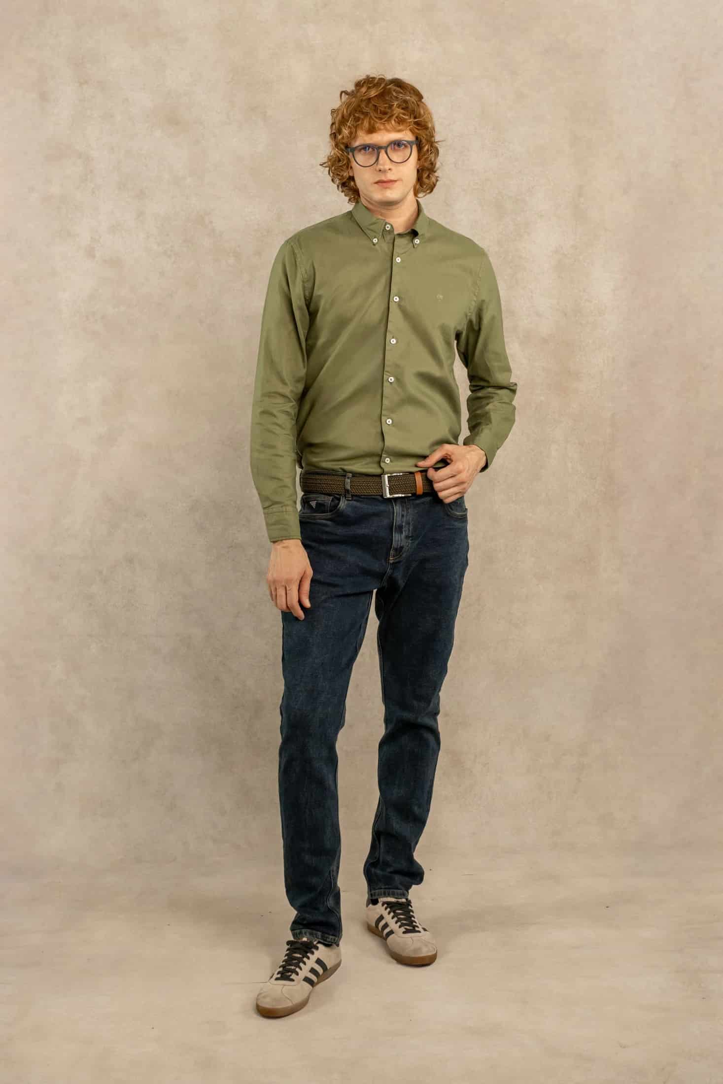 Camisa Antimanchas Oxford Verde Militar - Talla Regular - miniatura 2