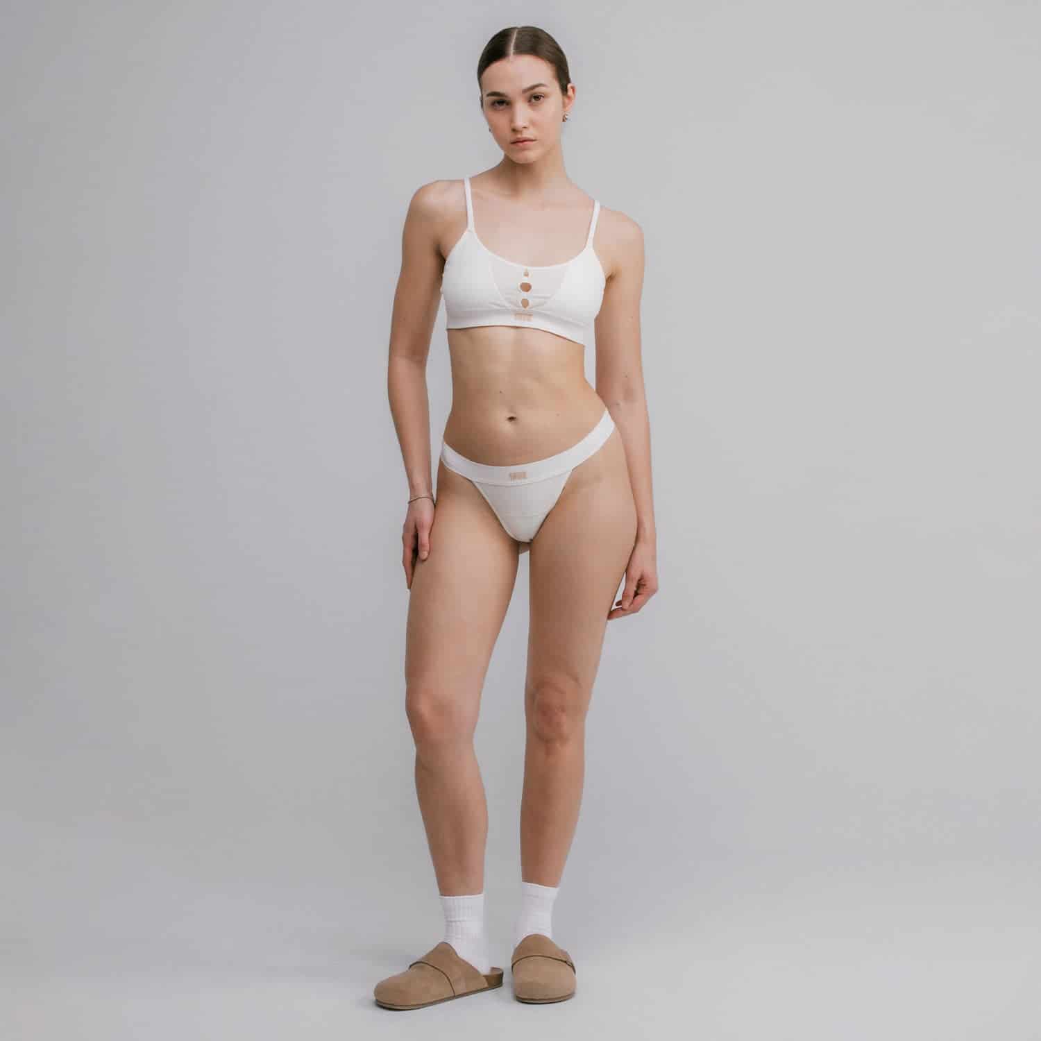 Mesh Cut-Out Bottom - Cream - miniatura 5