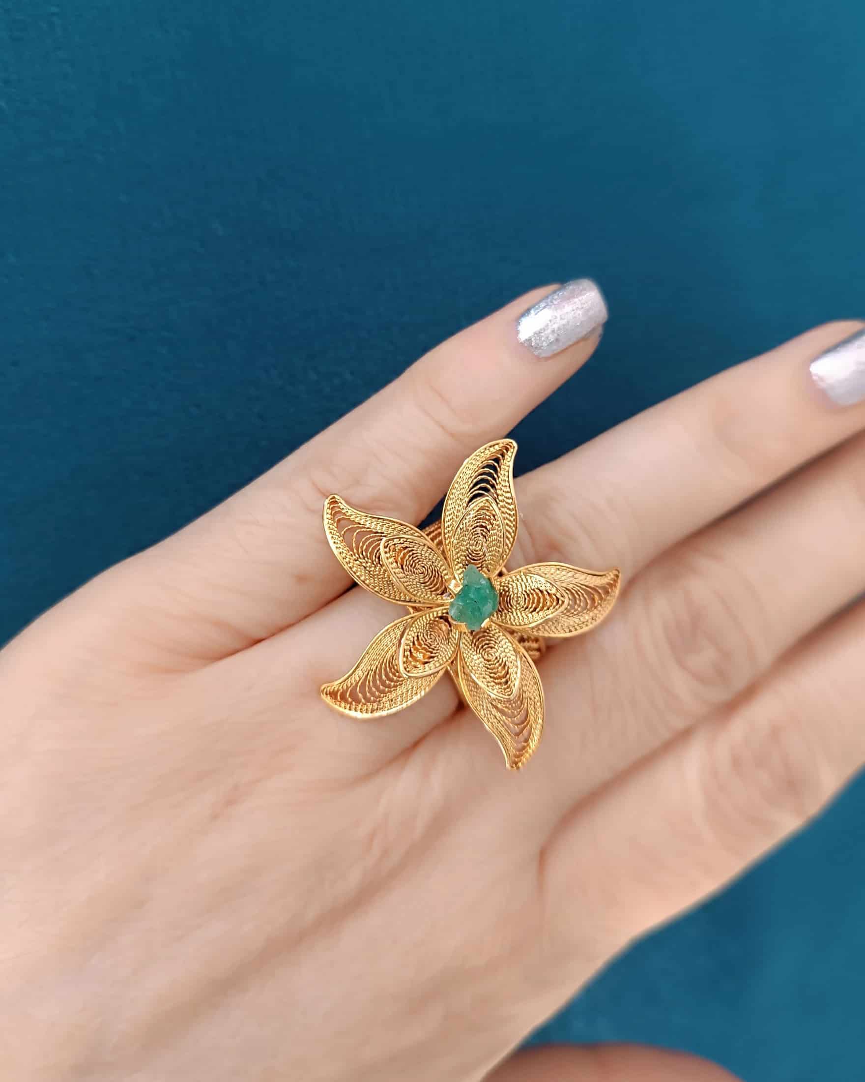 Anillo maxi en filigrana con esmeralda Andrea - miniatura 3