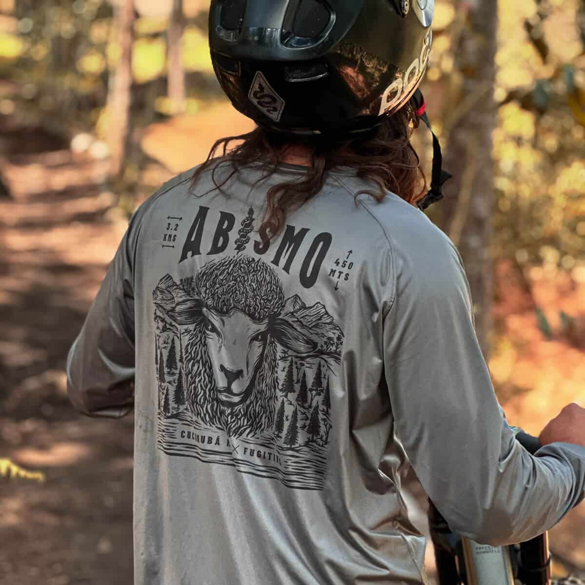 JERSEY CUCUNUBA X FUGITIVA MANGA LARGA GRIS - miniatura 6