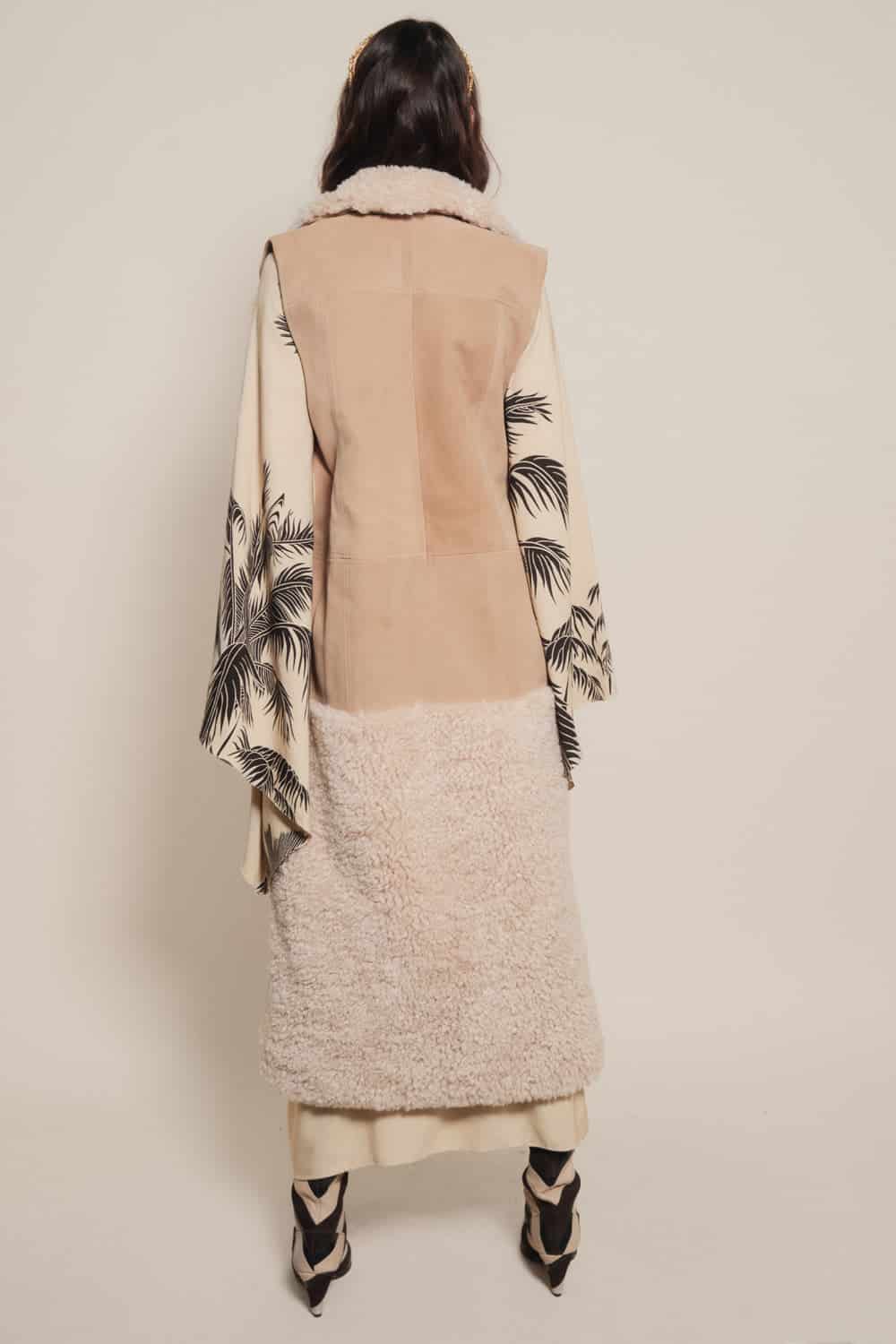Socially Unconventional Vest - miniatura 4