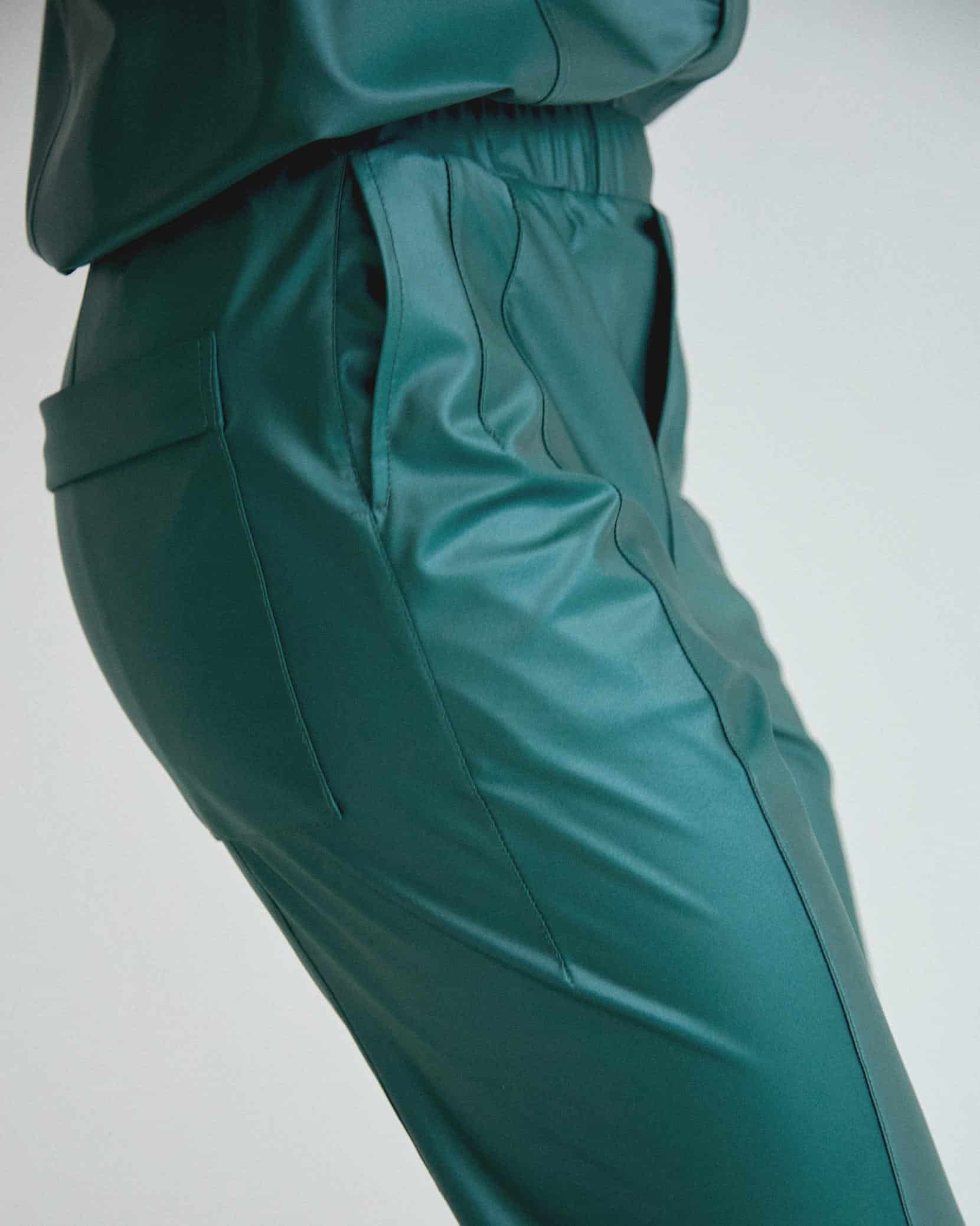 Pantalón Tech Fresh Verde Esmeralda RELÚCIDO - miniatura 6