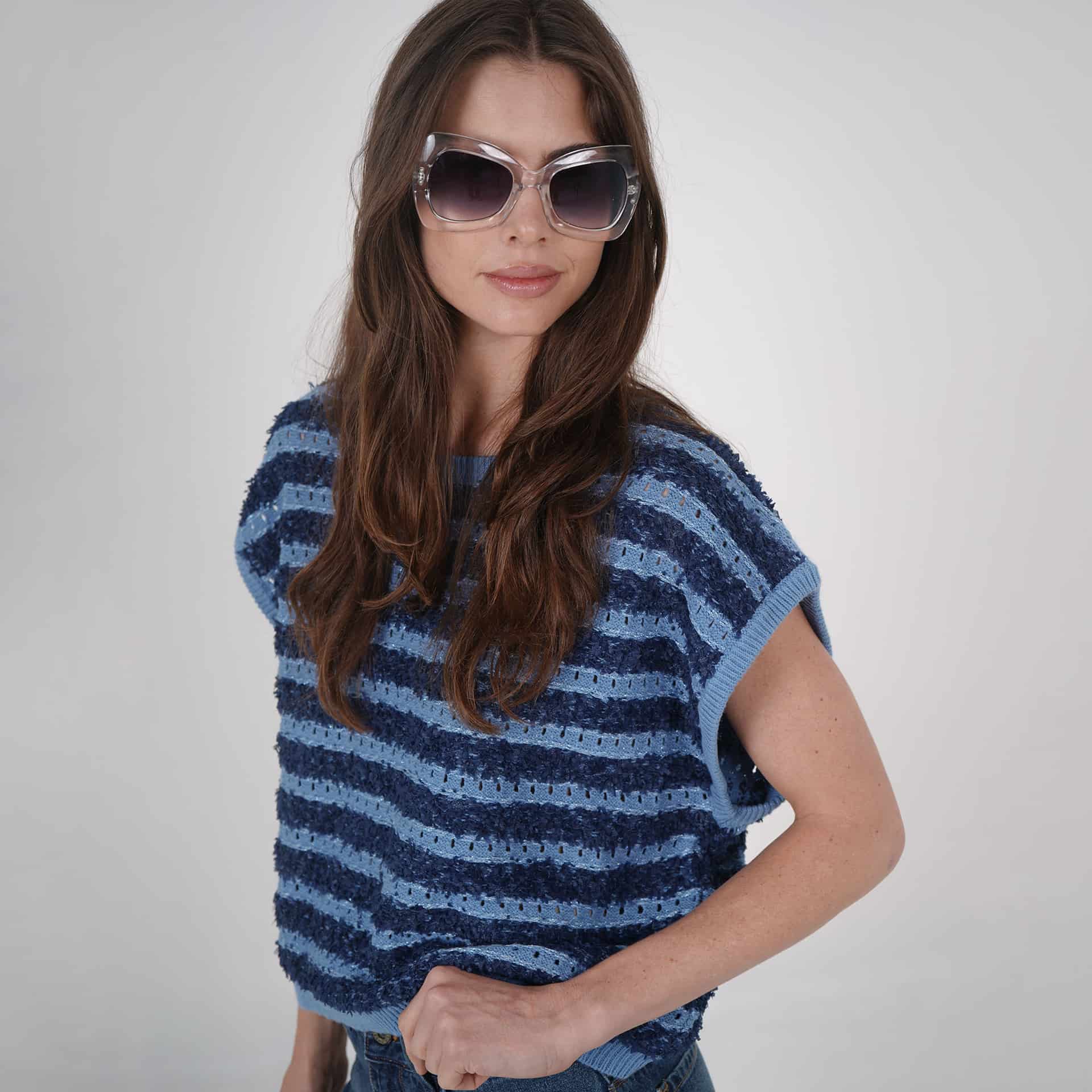 Sweater tipo chaleco oversize estampado - miniatura 5