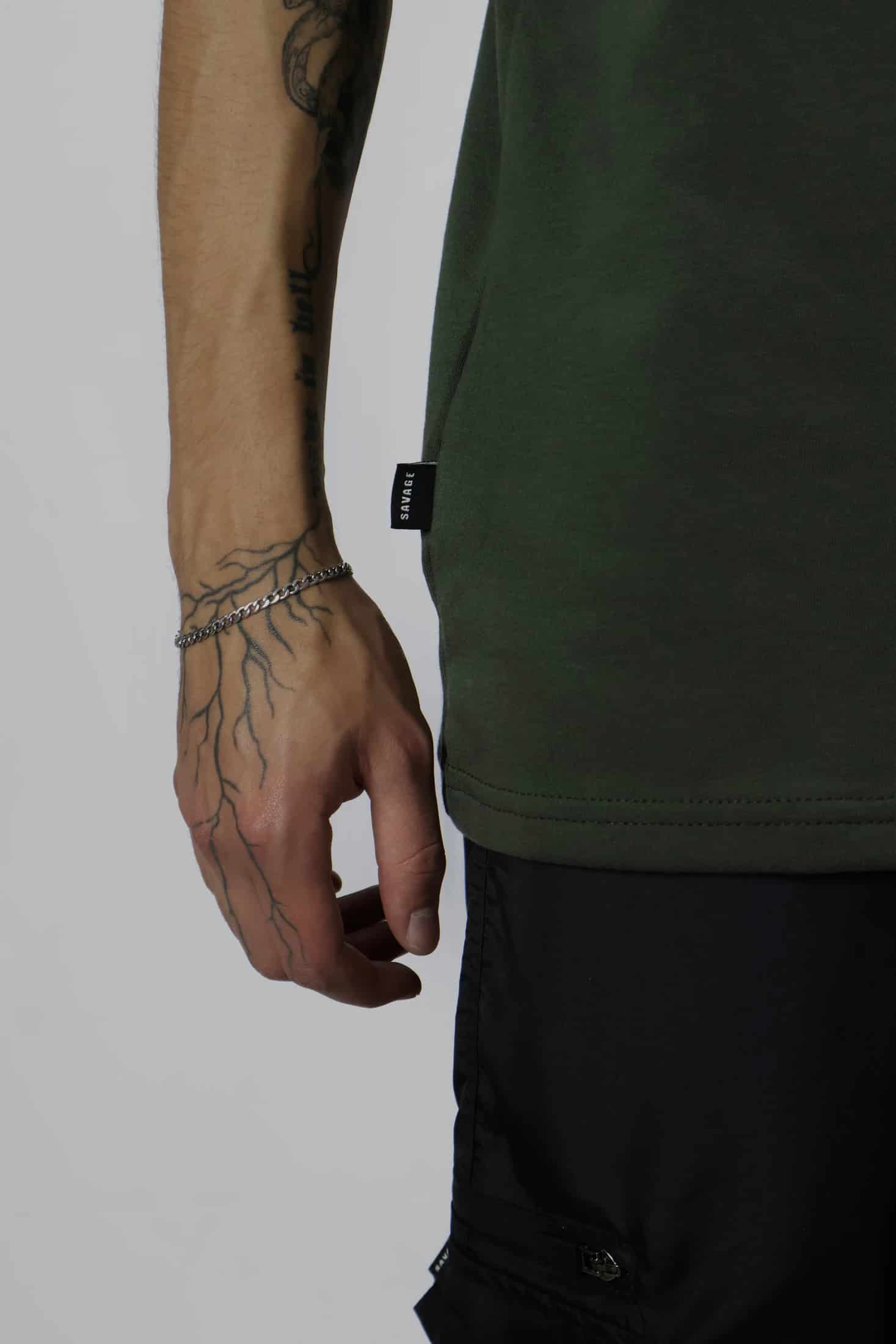 CAMISETA VERDE MILITAR 14078 OVERSIZE - miniatura 8