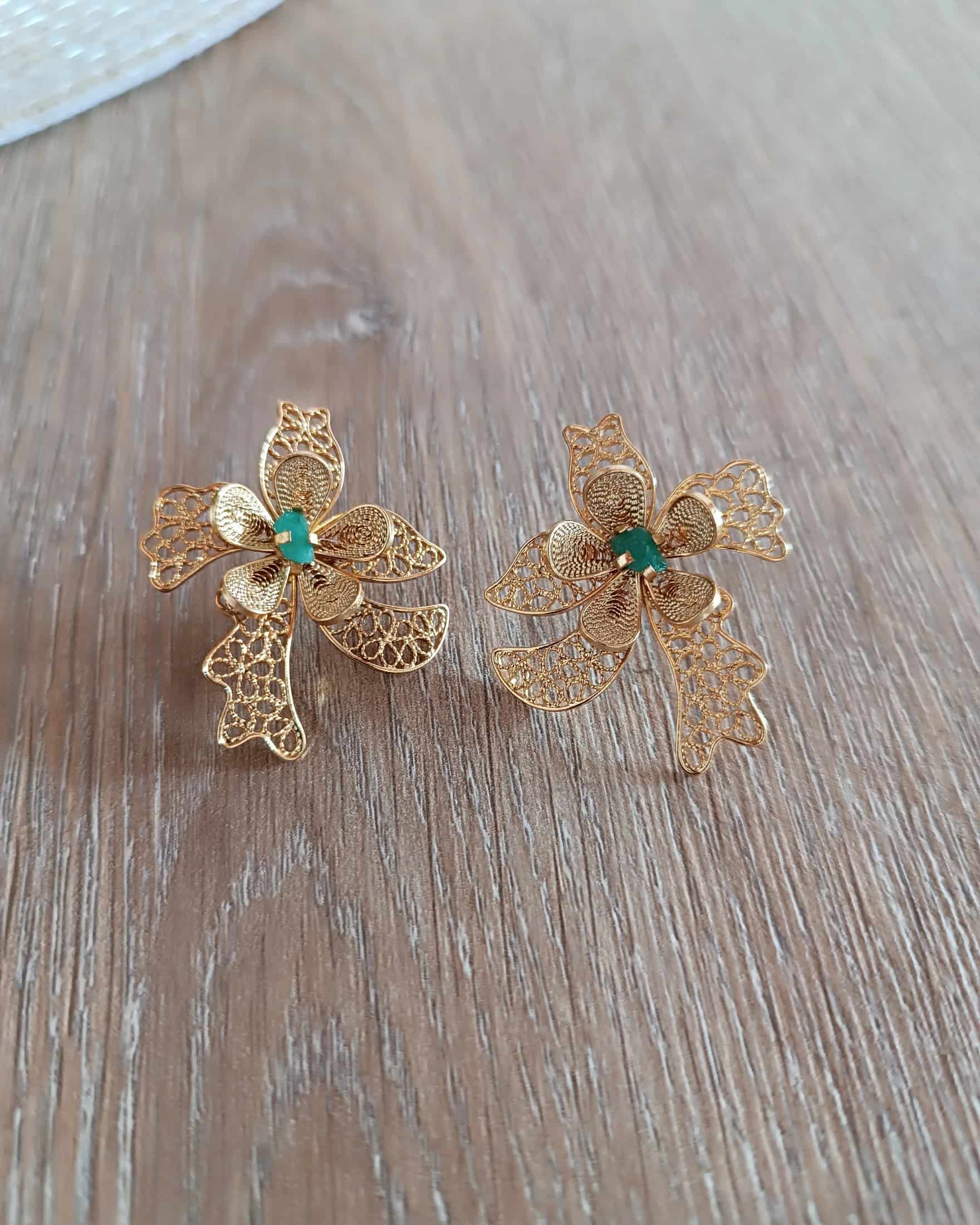 Aretes en filigrana orquídea y esmeralda - miniatura 5