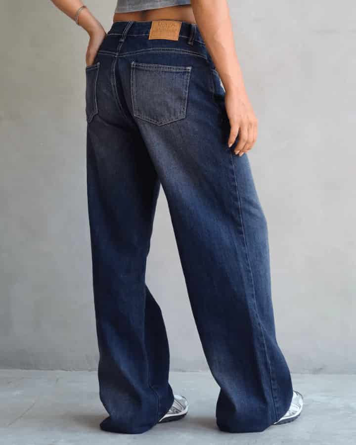 JEAN RELAXED FIT DARK BLUE TINTED AZUL OSCURO - miniatura 4