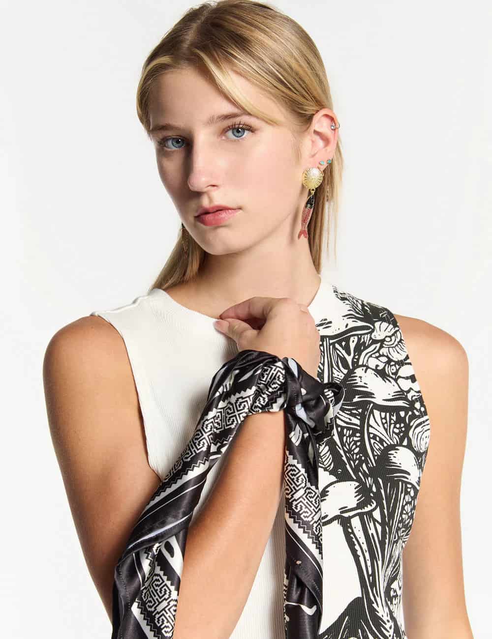 Vestido Corto cuello Alto Flora crudo Mujer - miniatura 6