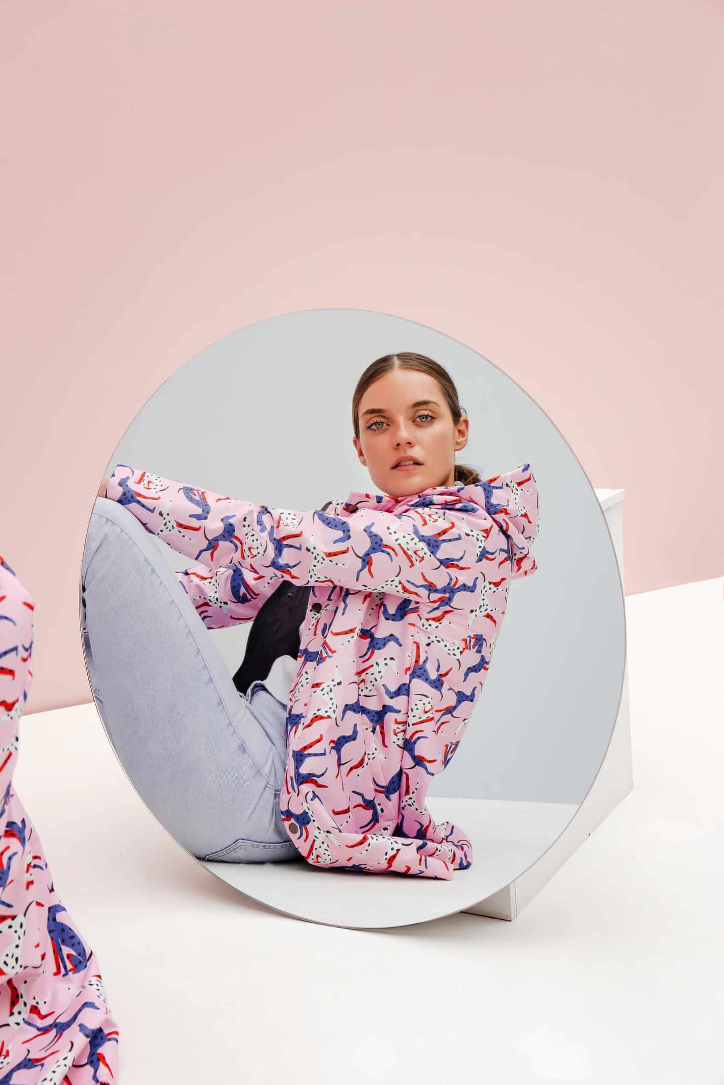 RAINCOAT PINKDOGS (PRE-ORDER) - miniatura 1
