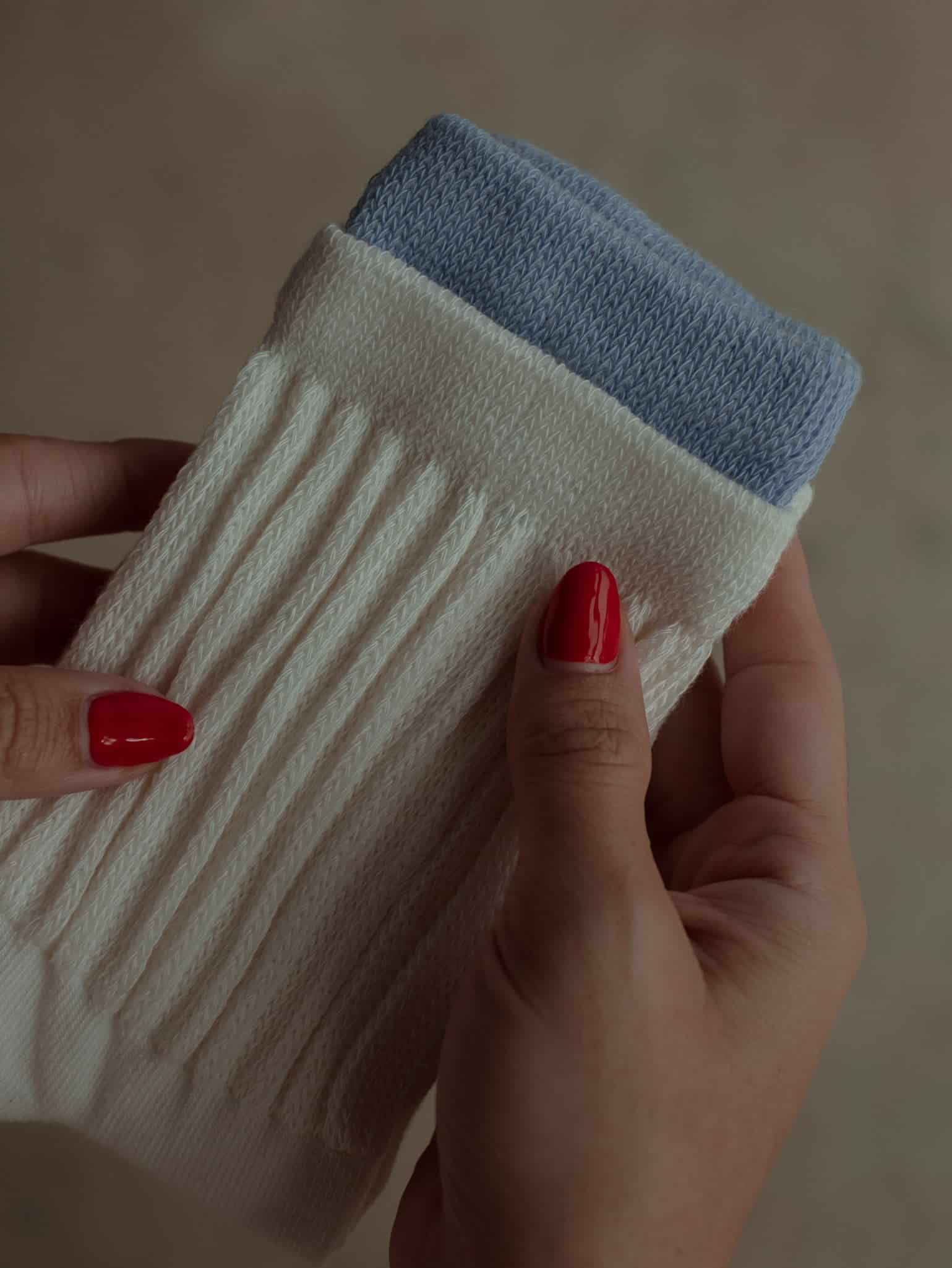 MIDI LAYERING SOCKS - SOFT WHITE & BABY BLUE - miniatura 7