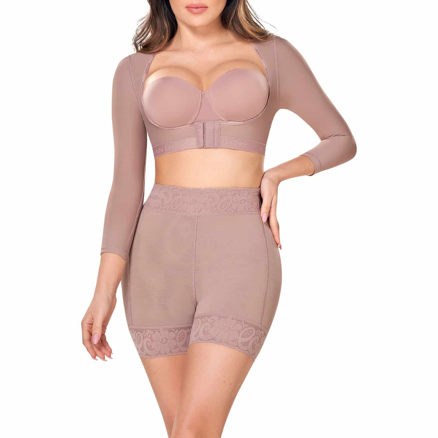 Short Levanta Cola Comfort Indira Mujer - miniatura 3