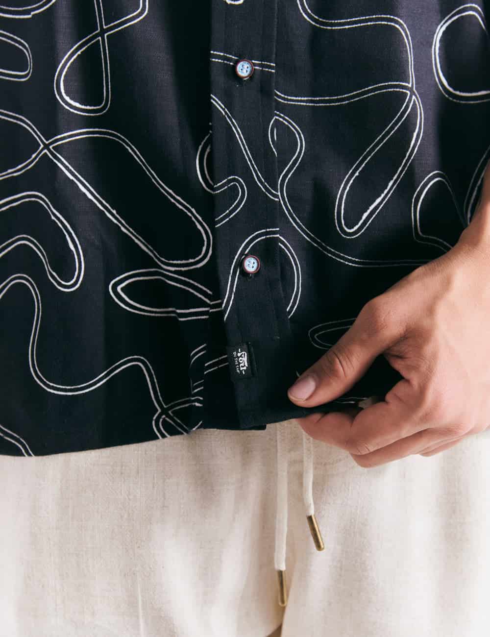 Camisa Regular Fit Born negro Hombre - miniatura 4