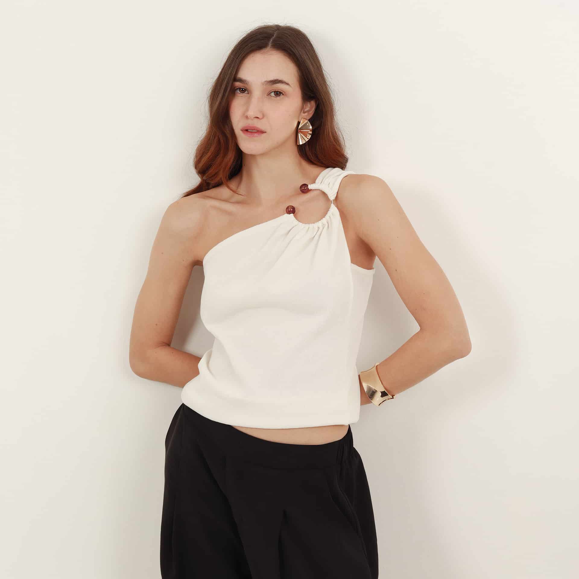 Blusa top tejido cuello asimétrico con hombro descubierto - miniatura 6