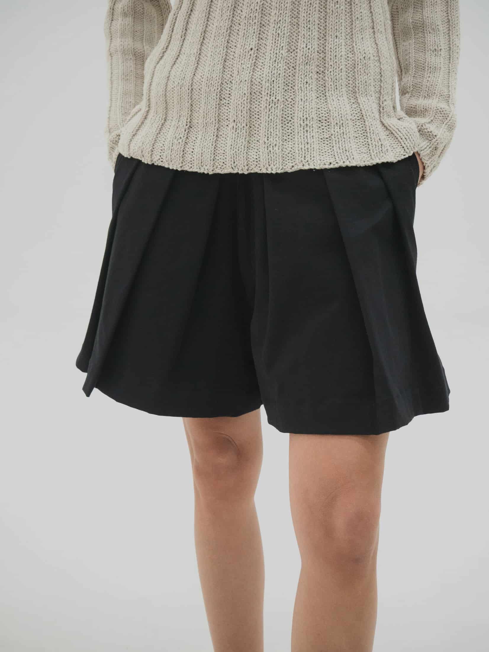 Pleat shorts Mujer - miniatura 3