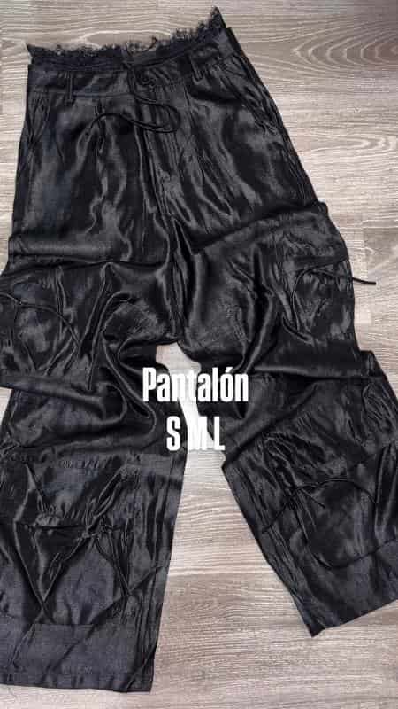 PANTALON NEGRO CARGO MOCHY - miniatura 2