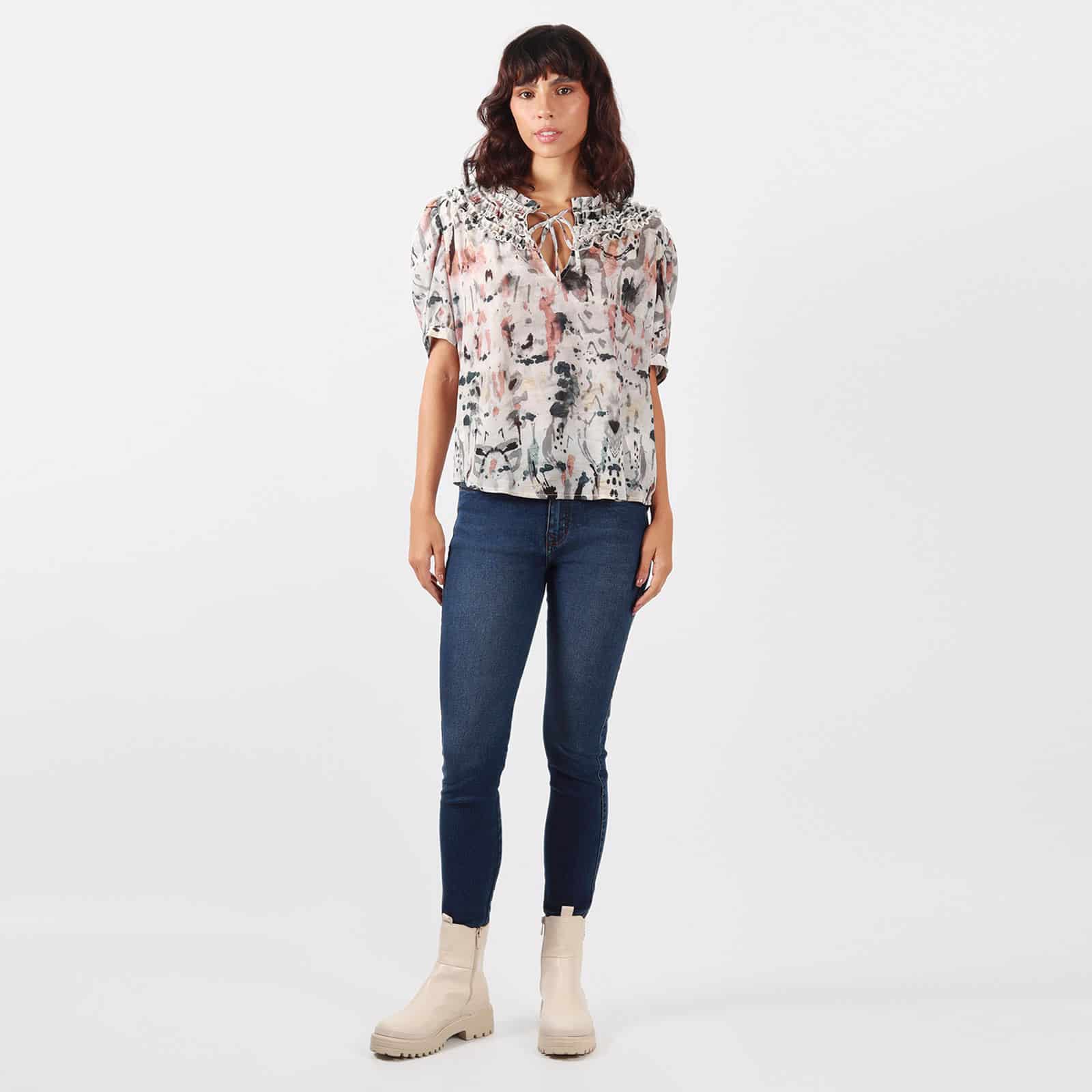 Blusa Cuello Arandela Manga Corta - miniatura 2
