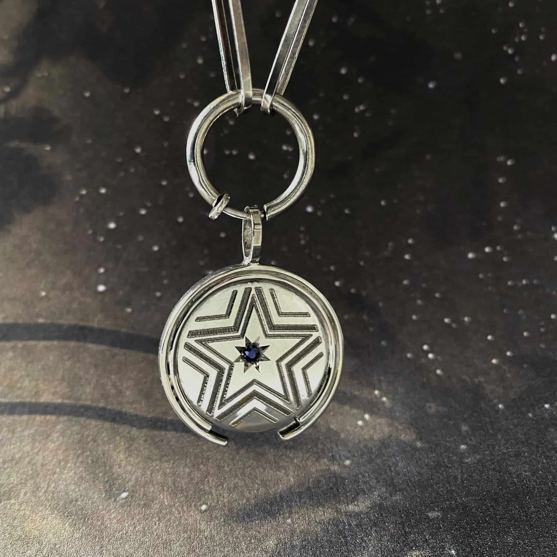 MEDALLON SOHUM STARDUST ZAFIRO - miniatura 3