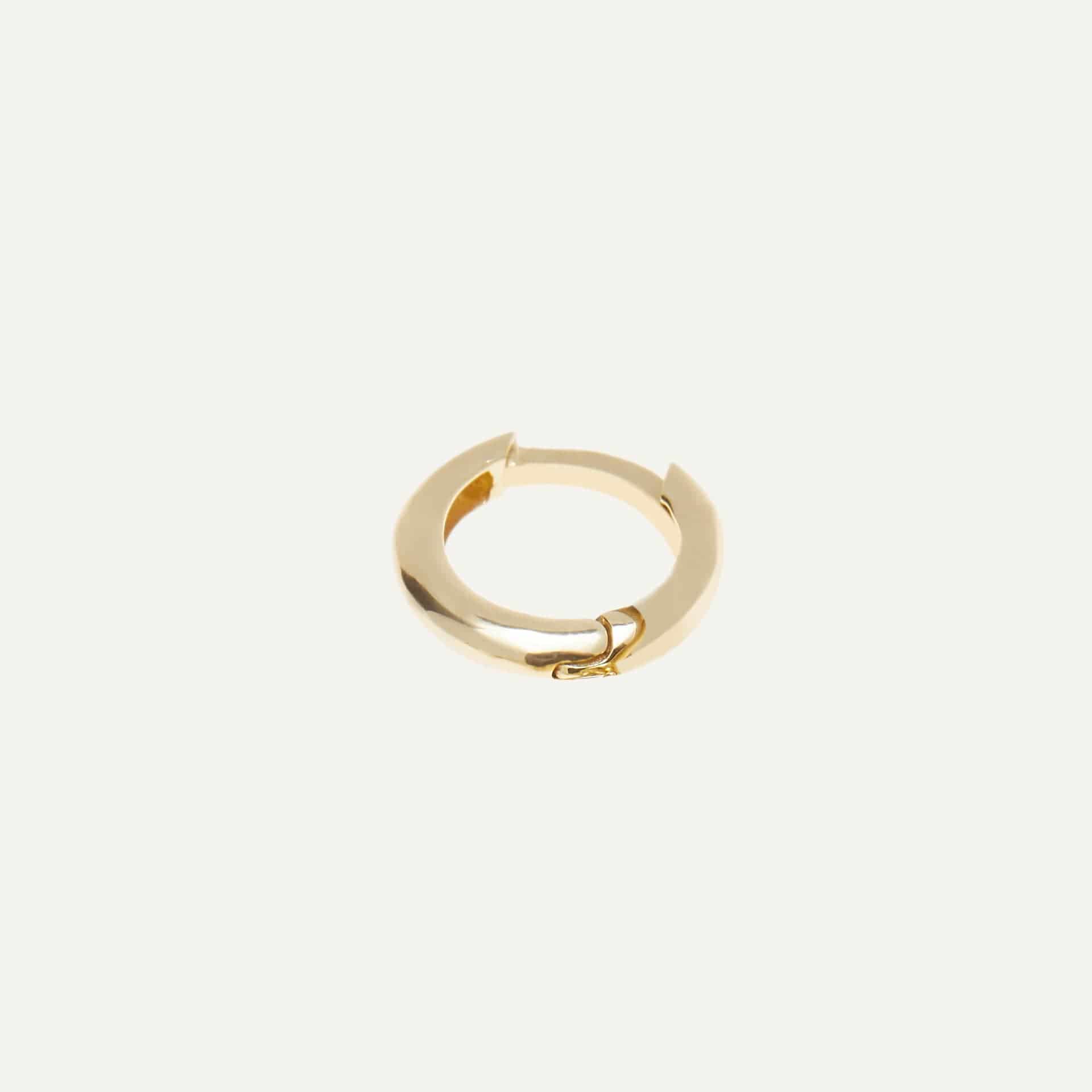 Arete Huggies lisas charms - miniatura 1