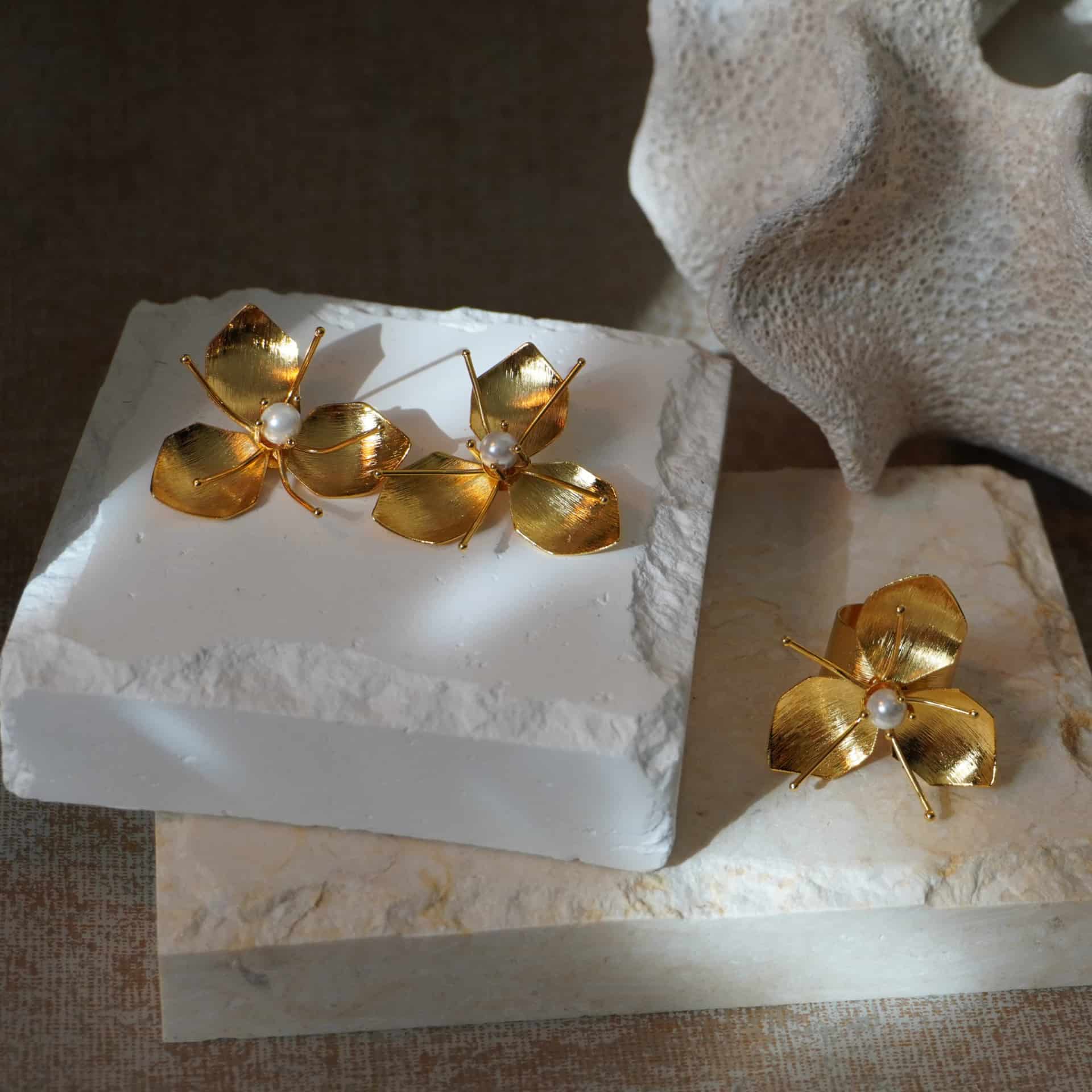 Pearl Flower Ring - miniatura 5