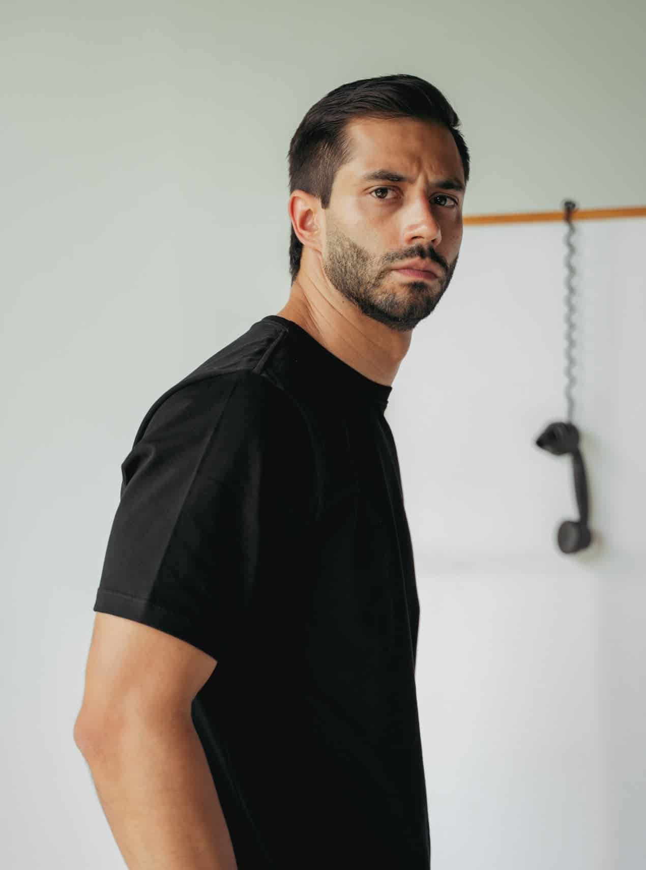 Camiseta Hombre Regular Fit - Negra - miniatura 3