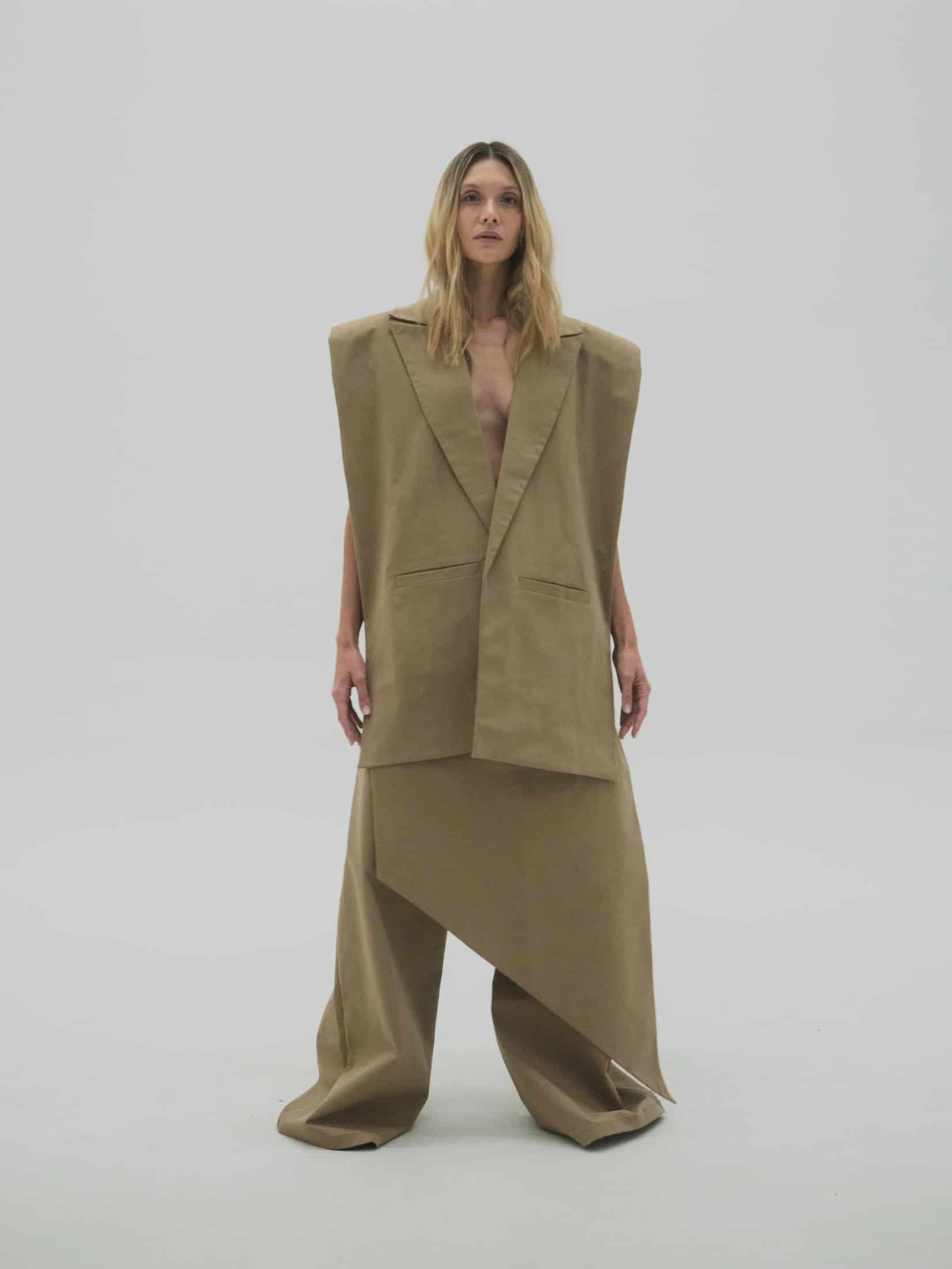 Pantalón oversize con falda removible hombre - miniatura 3