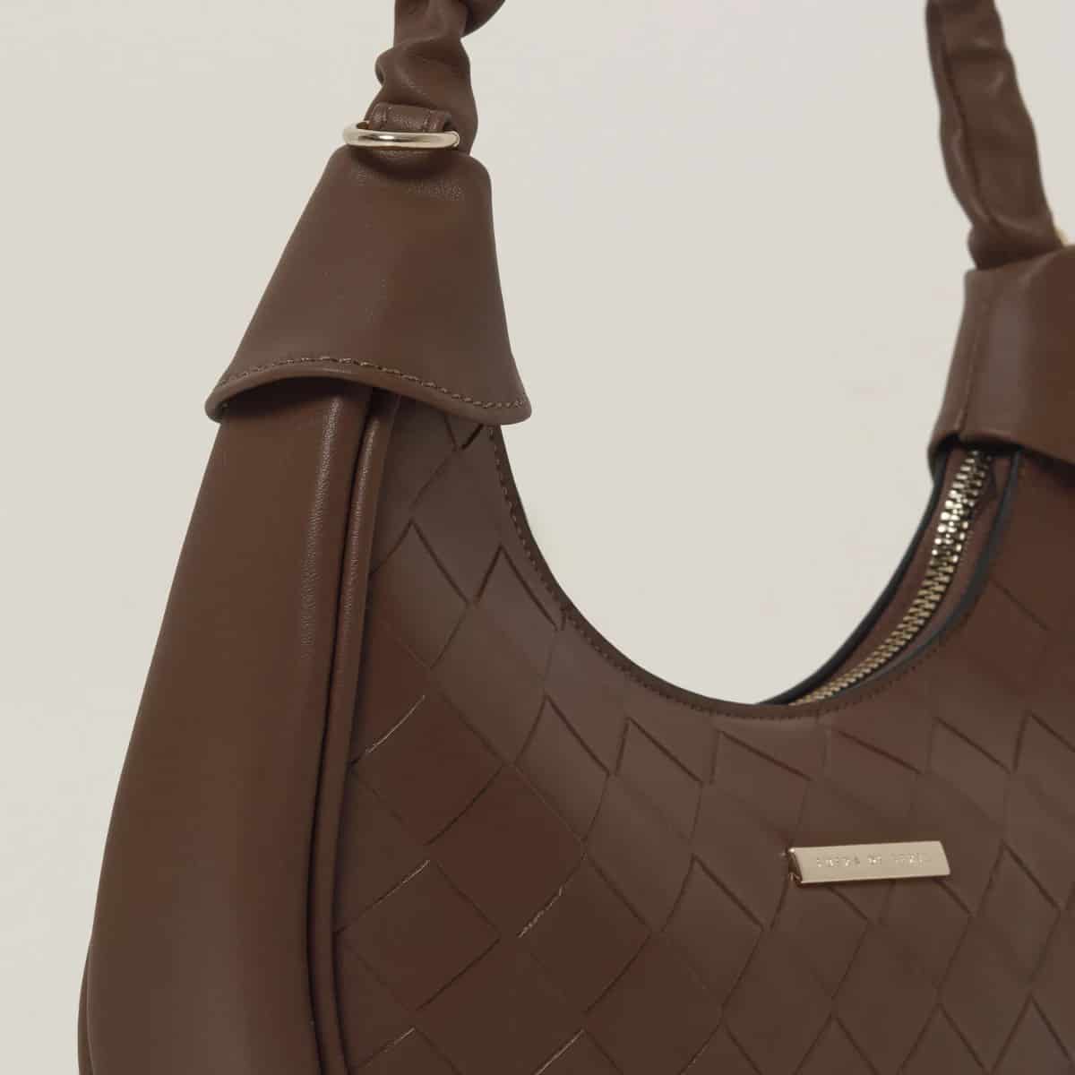 Bolso de hombro con textura - miniatura 5