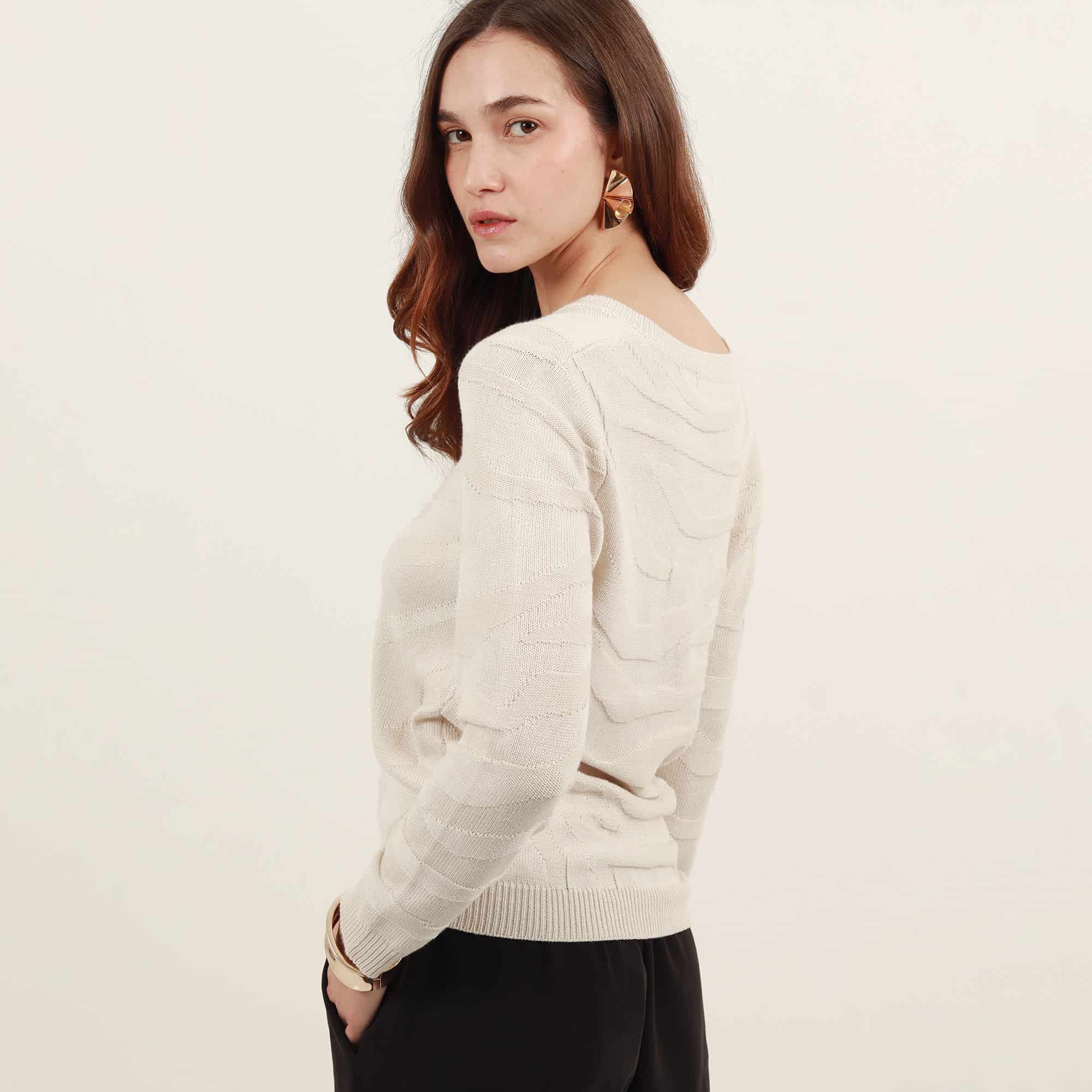 Sweater con textura jacquard cuello en v manga larga - miniatura 4