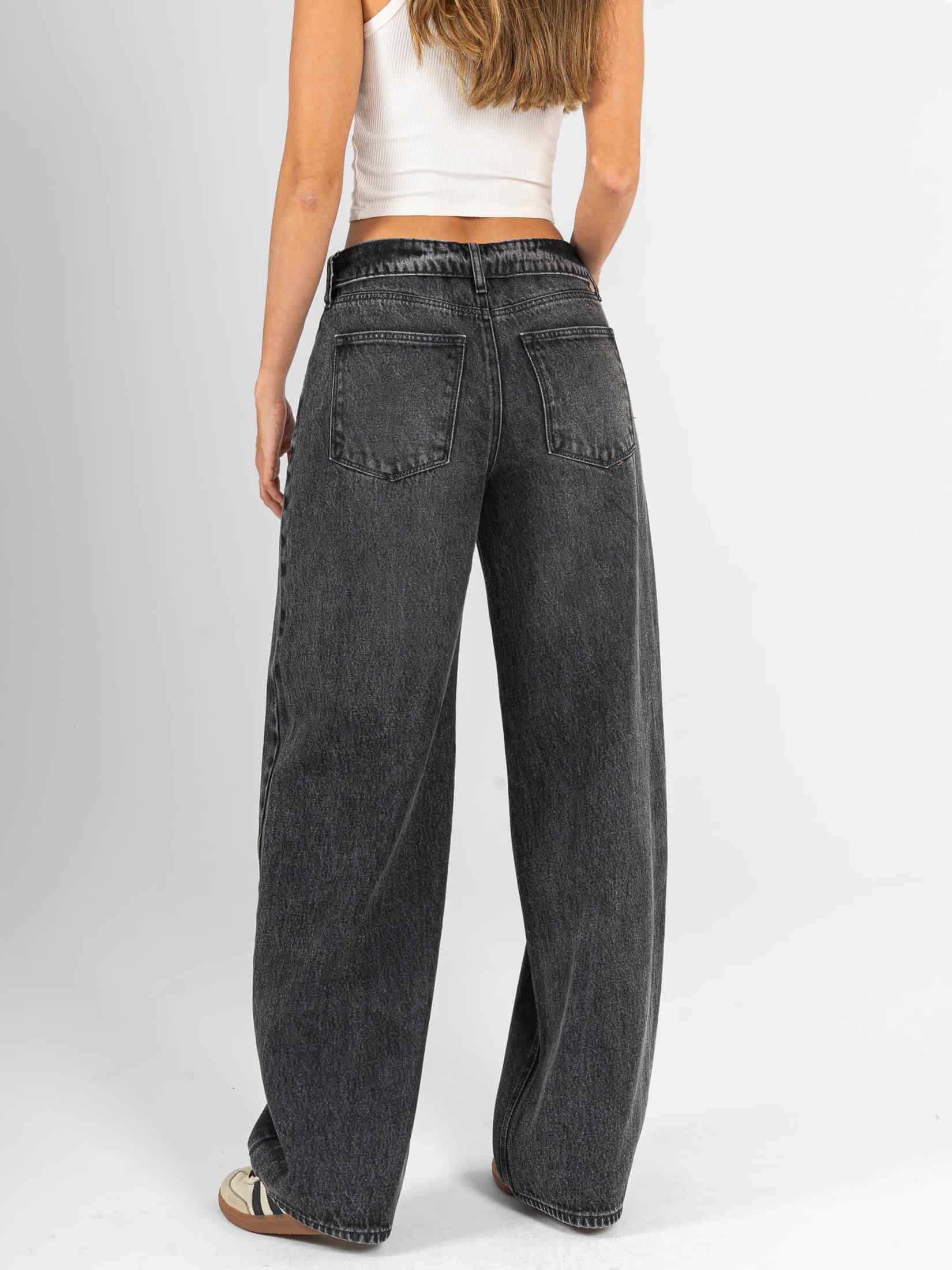 Ref: 066531 Jean wide leg, rígido, tiro medio, detalle en pretina, tono gris medio - miniatura 2