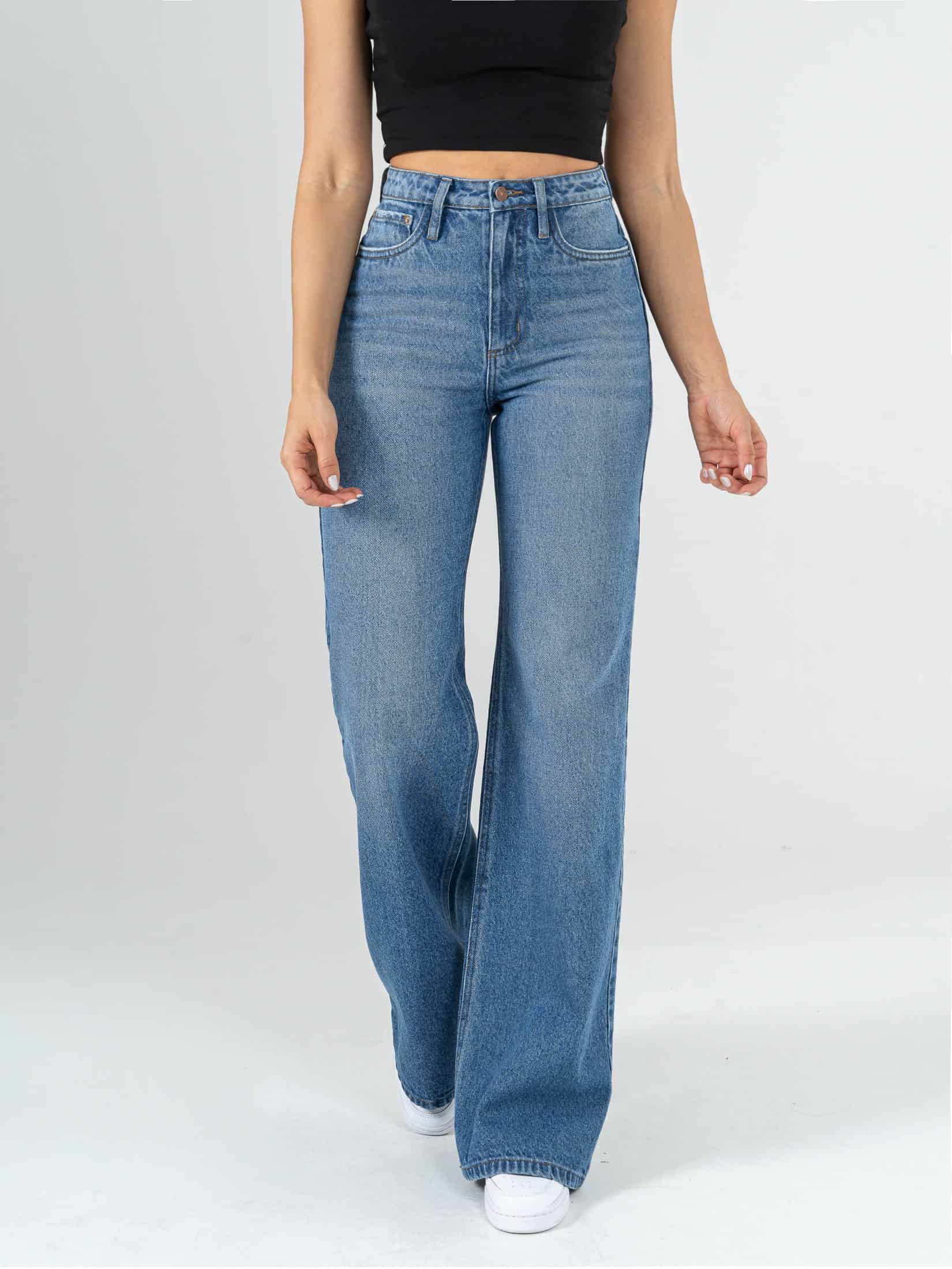 Ref: 064236 Jean Mom Flare, rígido, tiro alto, tono azul medio, diseño cinco bolsillos. - miniatura 1