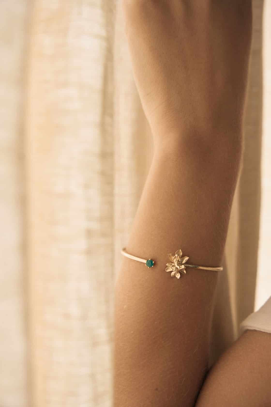 SIGMATOXTALIS ORCHID BRACELET WITH EMERALD - miniatura 2