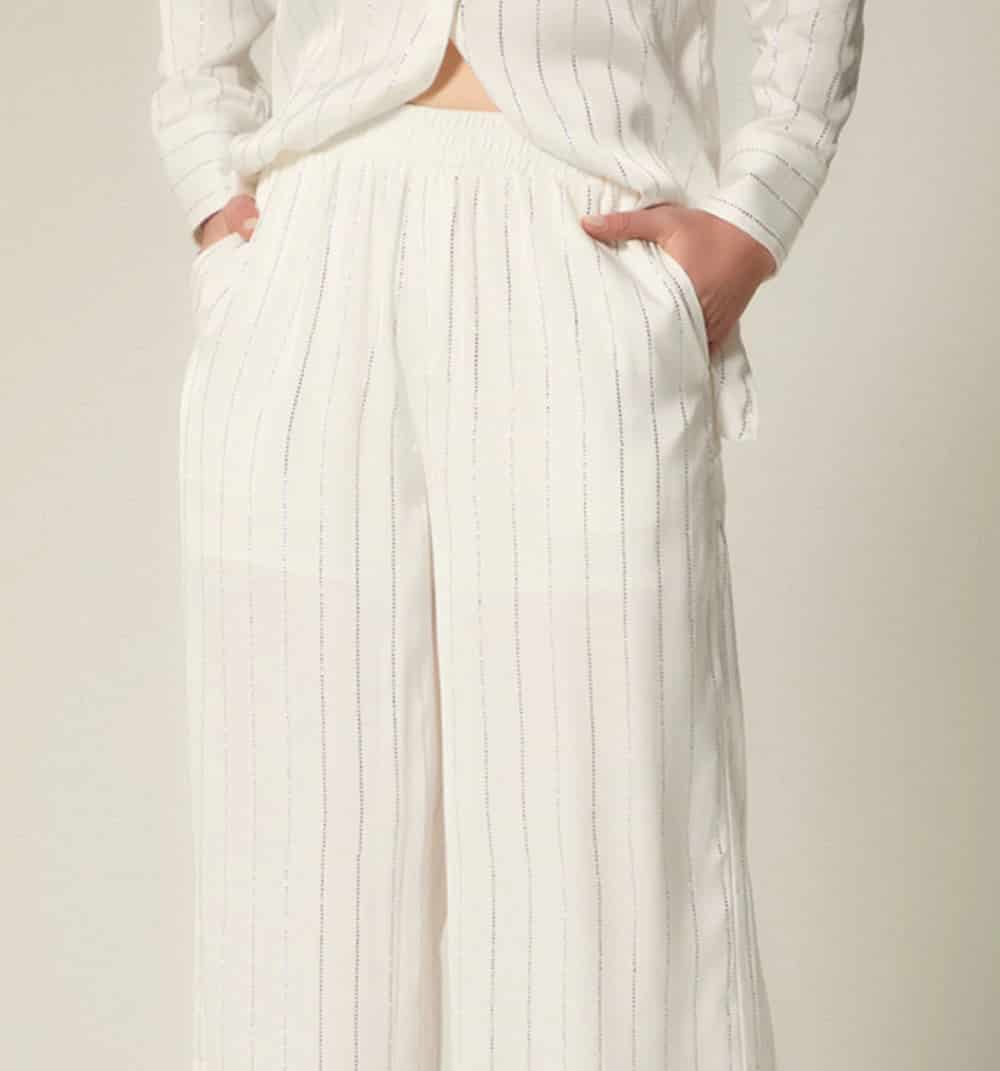 Pantalon tipopalazo con hot fix - miniatura 3