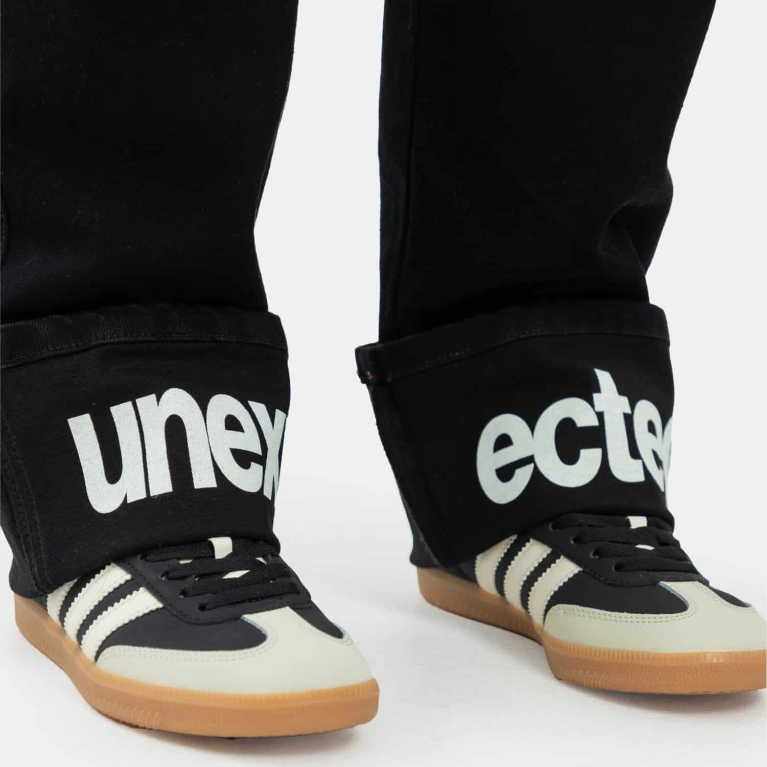 Unexpected Black Relaxed Jeans - miniatura 9